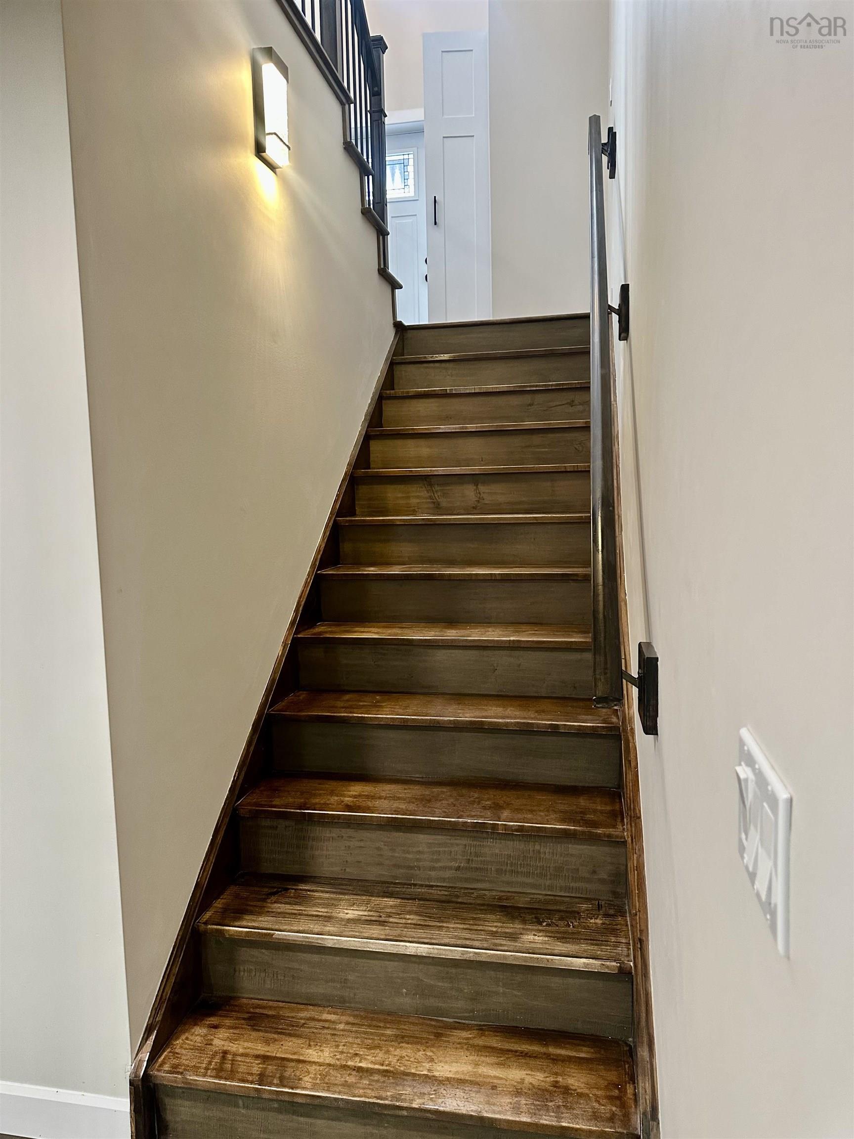 $829,000.00: 11 Chiavari Close, Port Hawkesbury