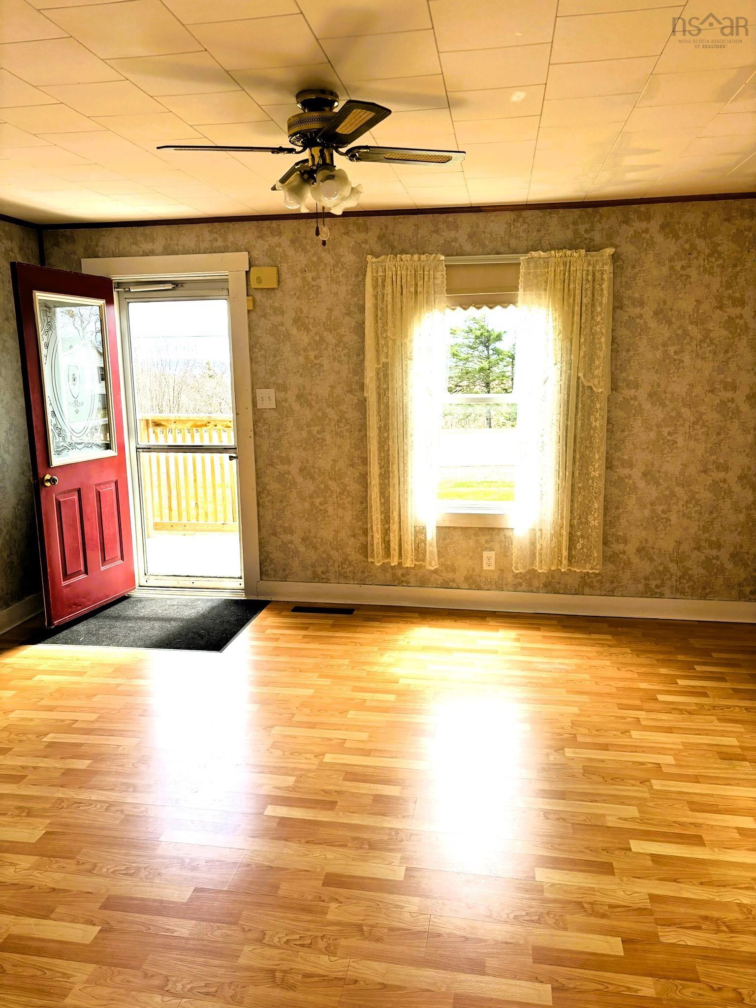 $149,000.00: 8931 Hwy#209 Highway, Fox River