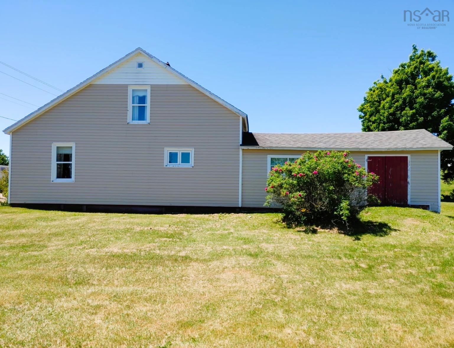 $149,000.00: 8931 Hwy#209 Highway, Fox River