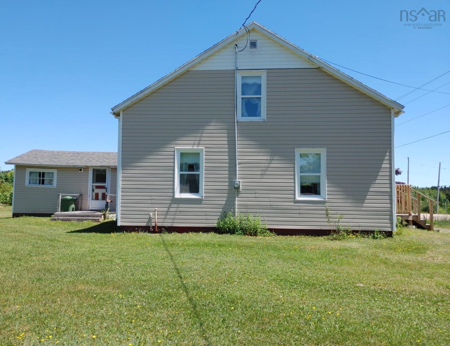 $149,000.00: 8931 Hwy#209 Highway, Fox River