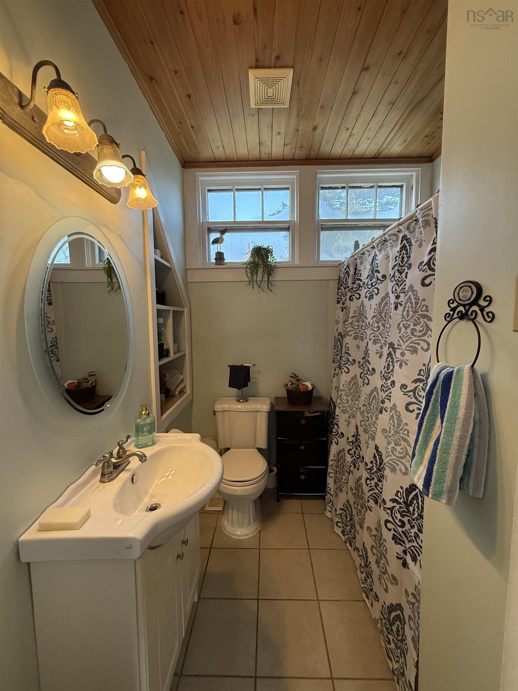 $474,900.00: 13720 Highway 3, Dayspring