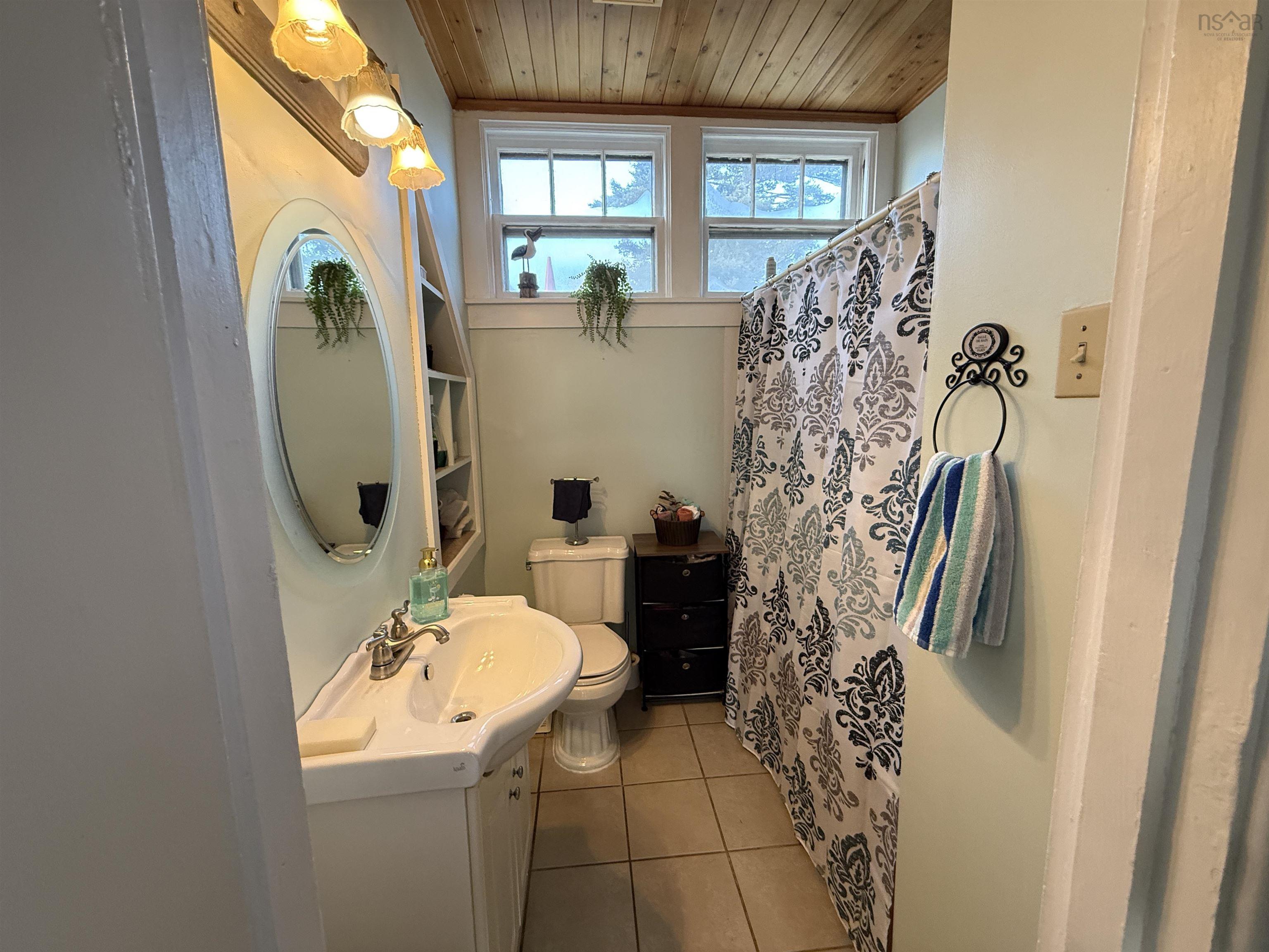 $474,900.00: 13720 Highway 3, Dayspring