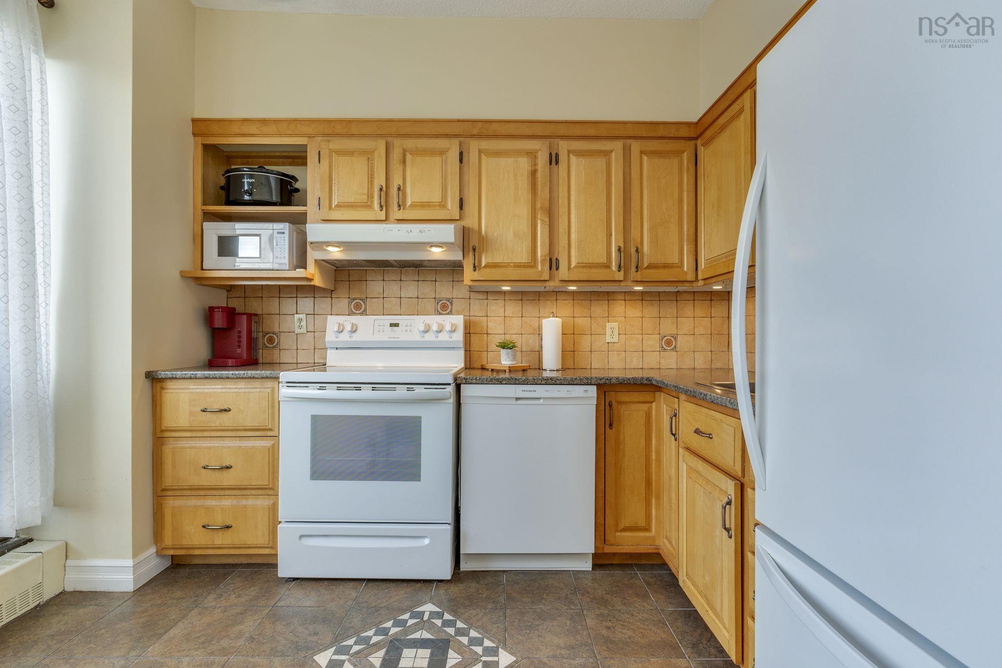 607 6095 Coburg Road, Halifax, NS (MLS 202600133)