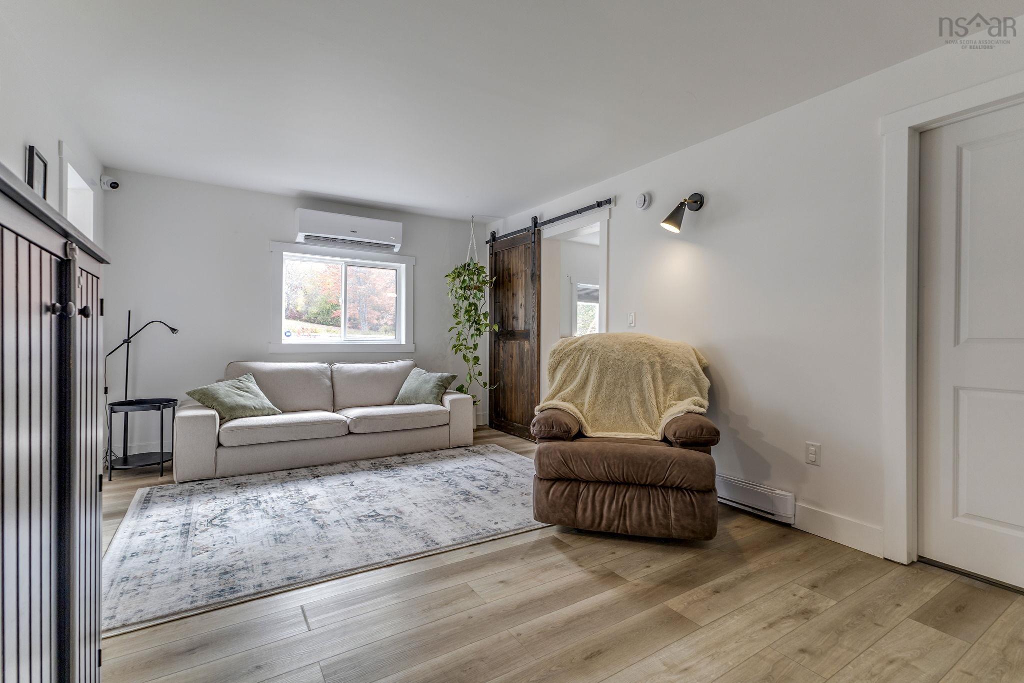 $219,900.00: 1329 Highway 321, River Philip