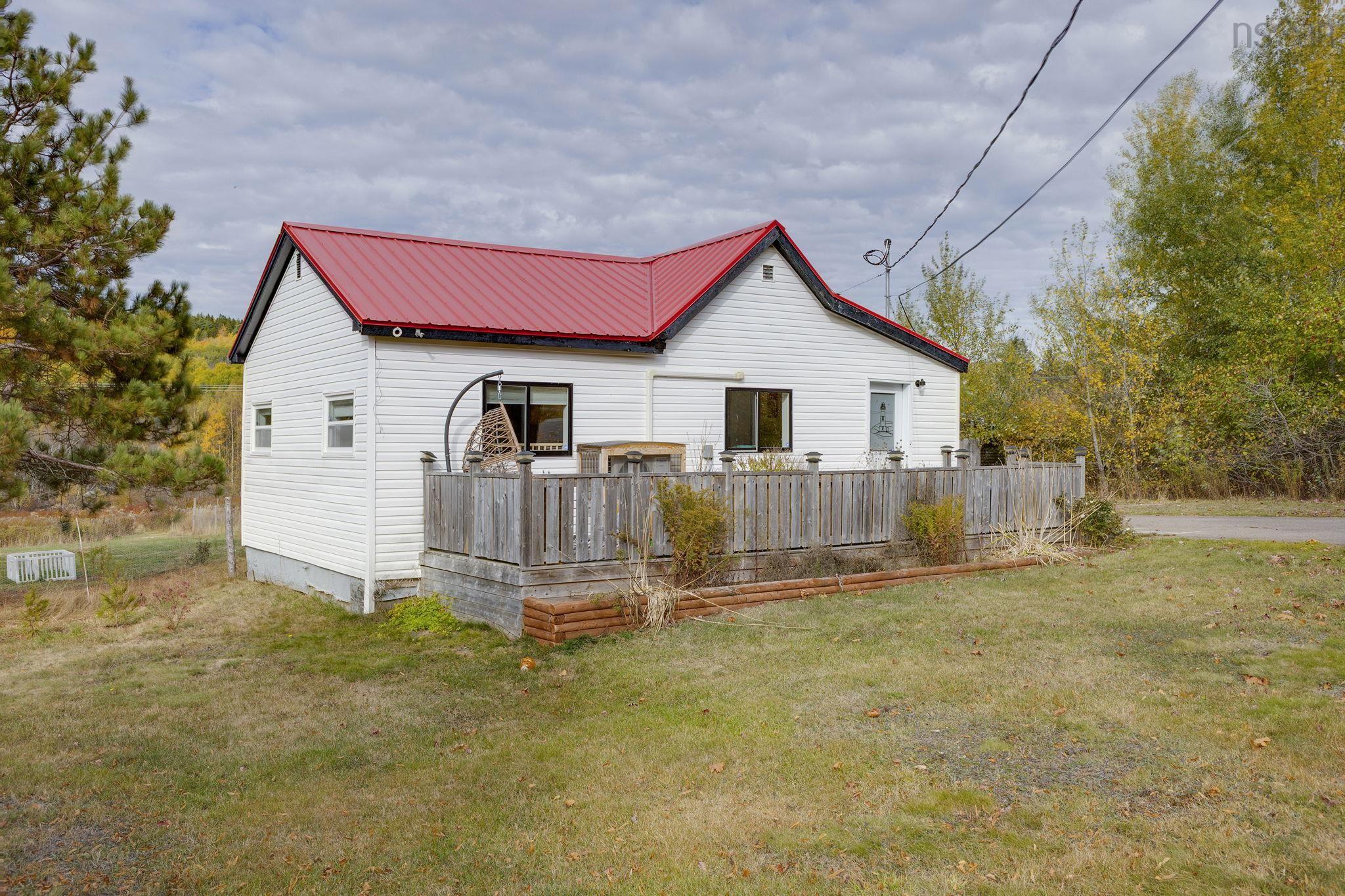 $219,900.00: 1329 Highway 321, River Philip