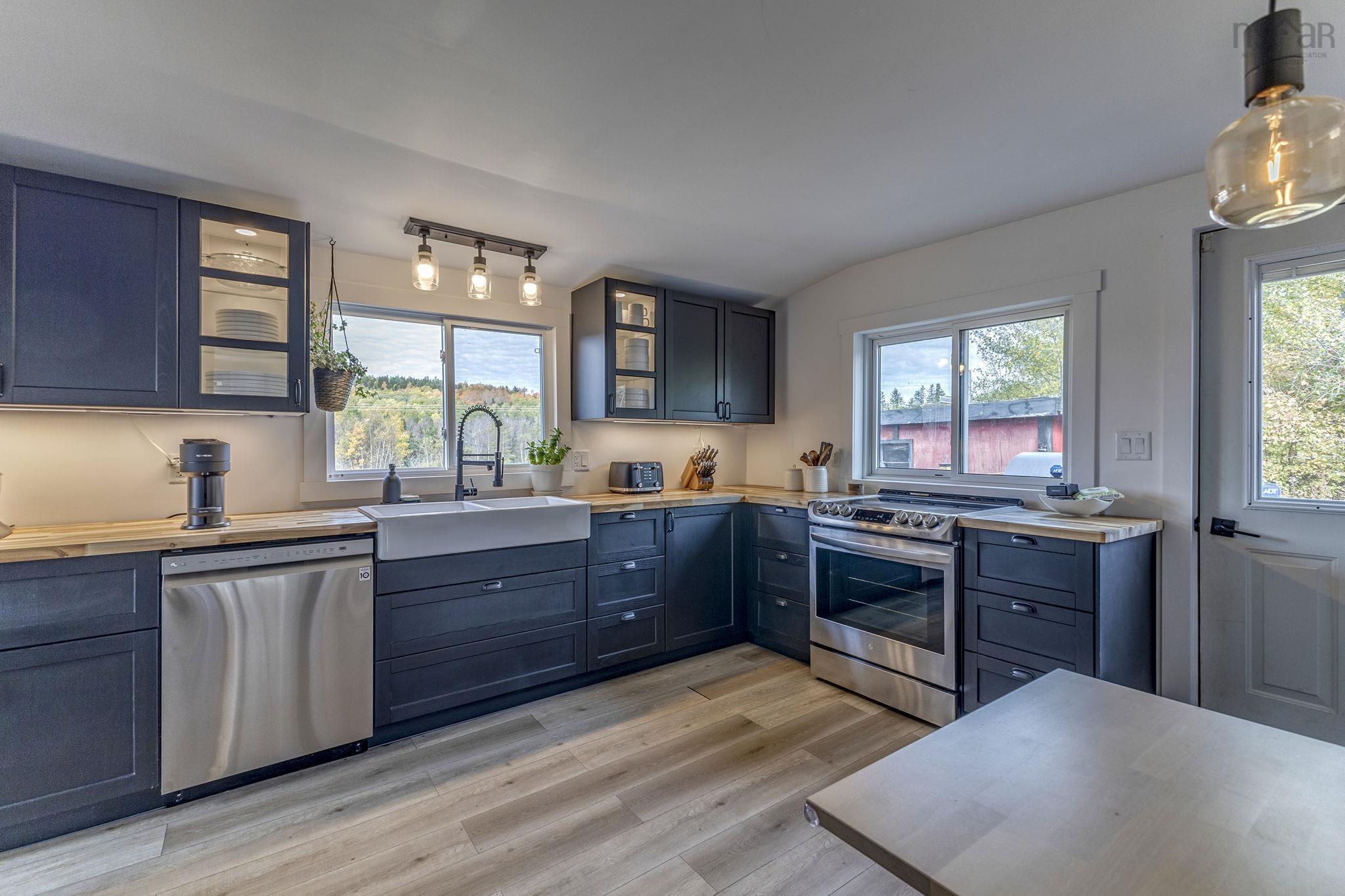 $219,900.00: 1329 Highway 321, River Philip