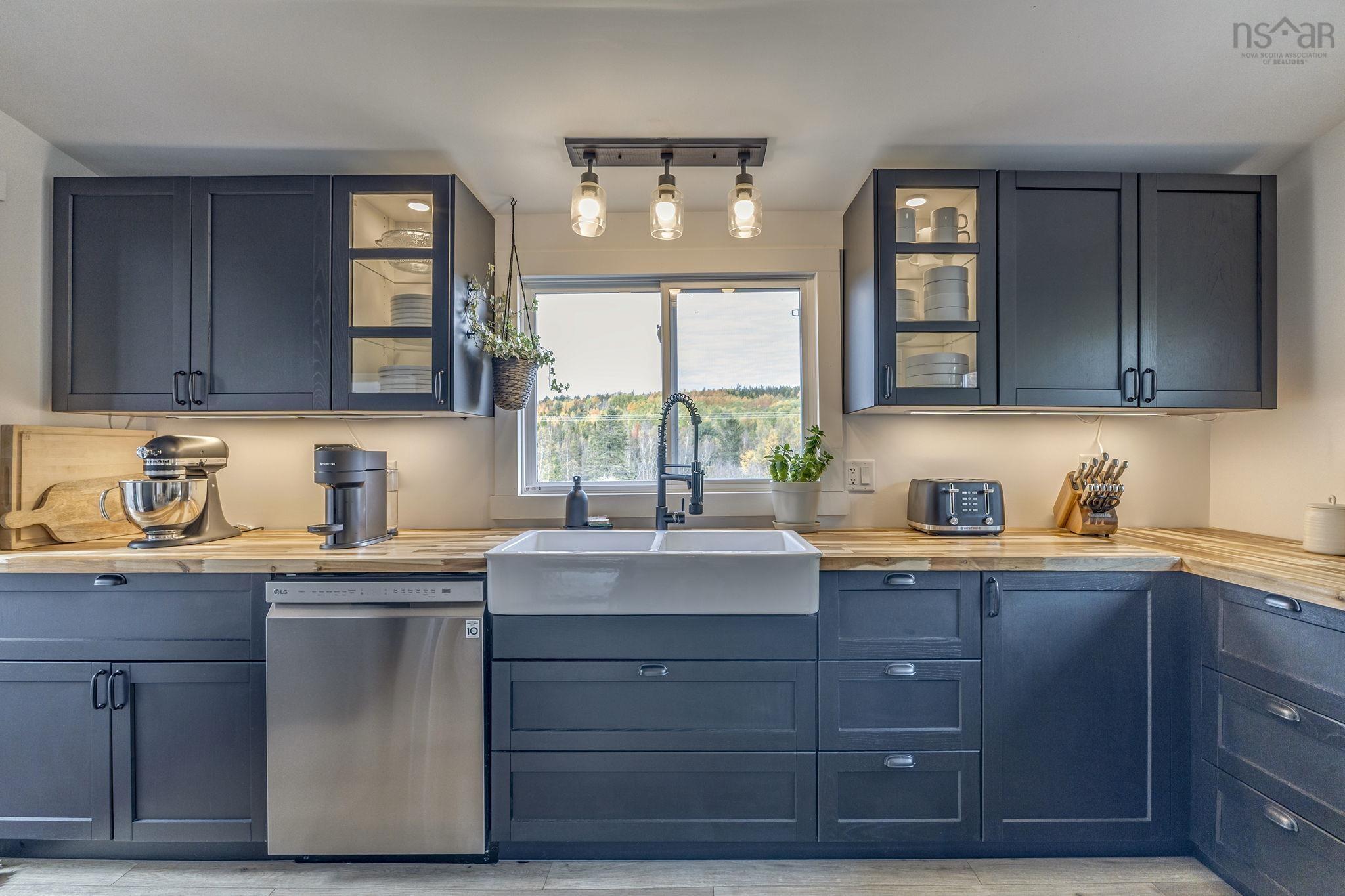 $219,900.00: 1329 Highway 321, River Philip