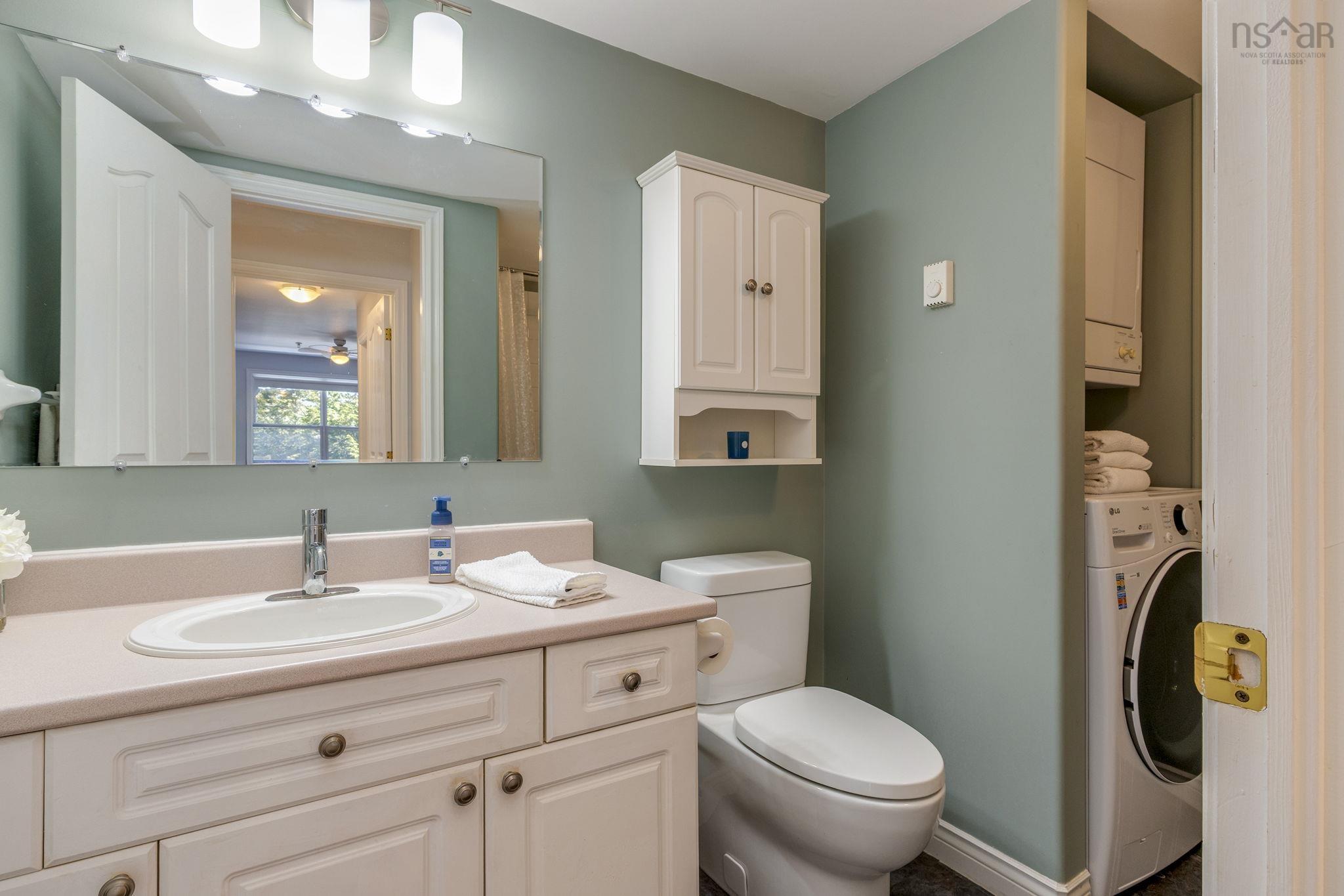 311 2 Lake Drive, Bedford, NS (MLS 202600206)