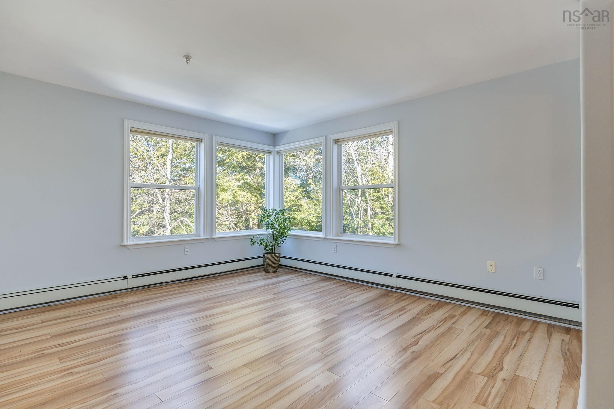 311 2 Lake Drive, Bedford, NS (MLS 202600206)