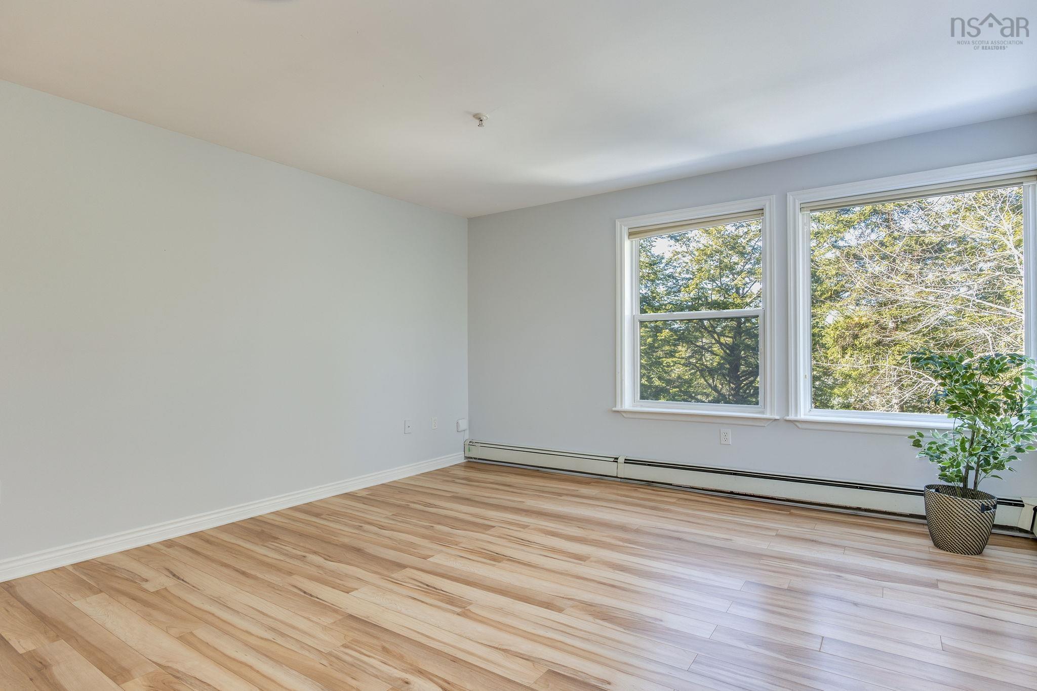 311 2 Lake Drive, Bedford, NS (MLS 202600206)