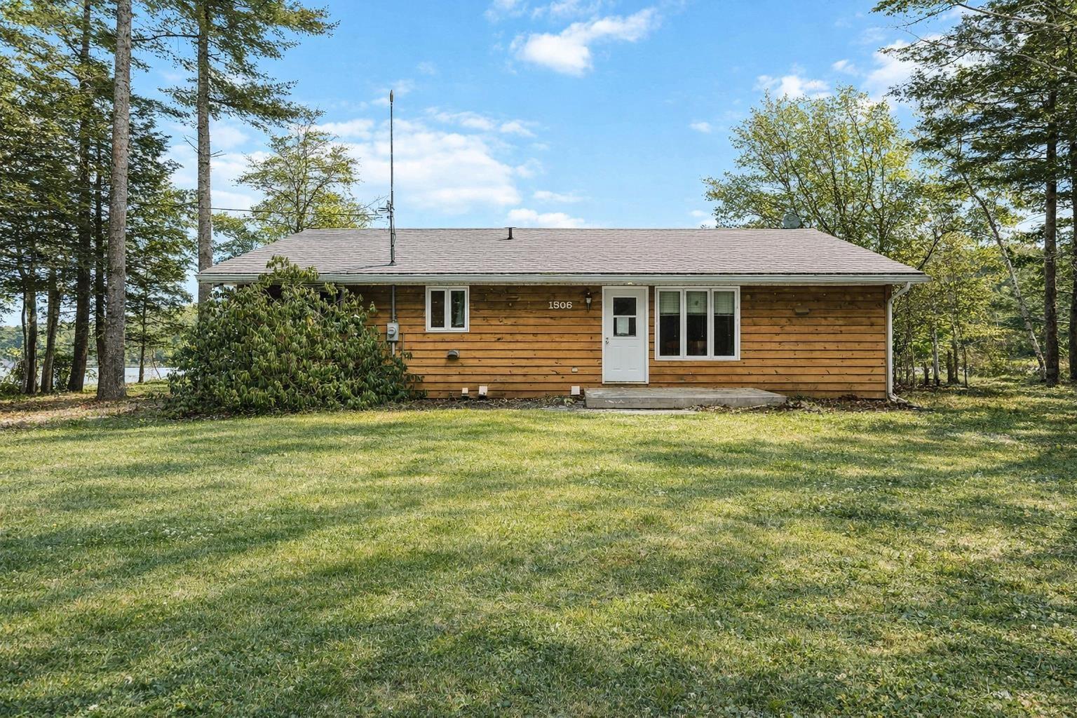 $650,000.00: 1506 Sweetland Road, Sweetland