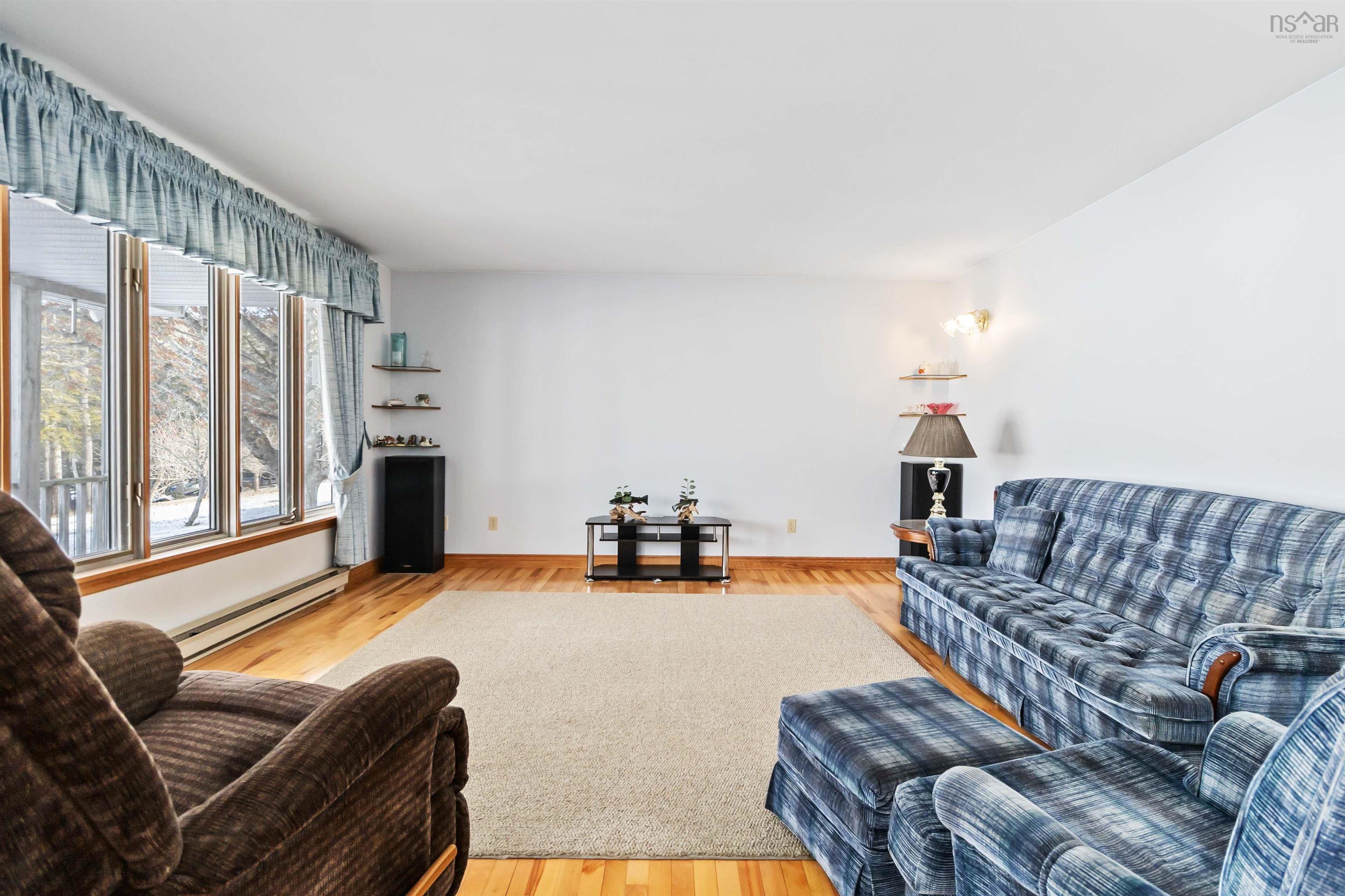 $650,000.00: 1506 Sweetland Road, Sweetland