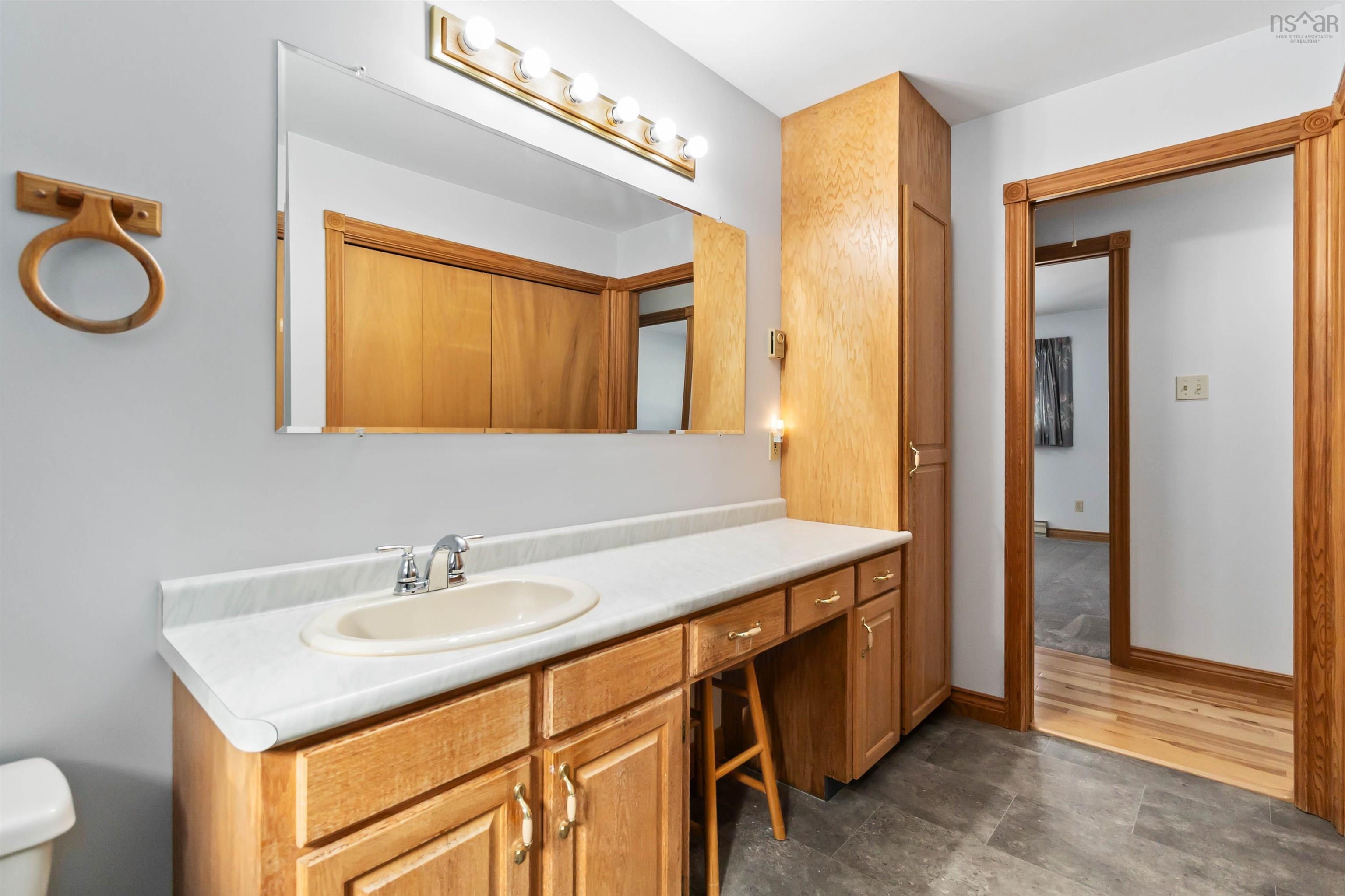 $650,000.00: 1506 Sweetland Road, Sweetland