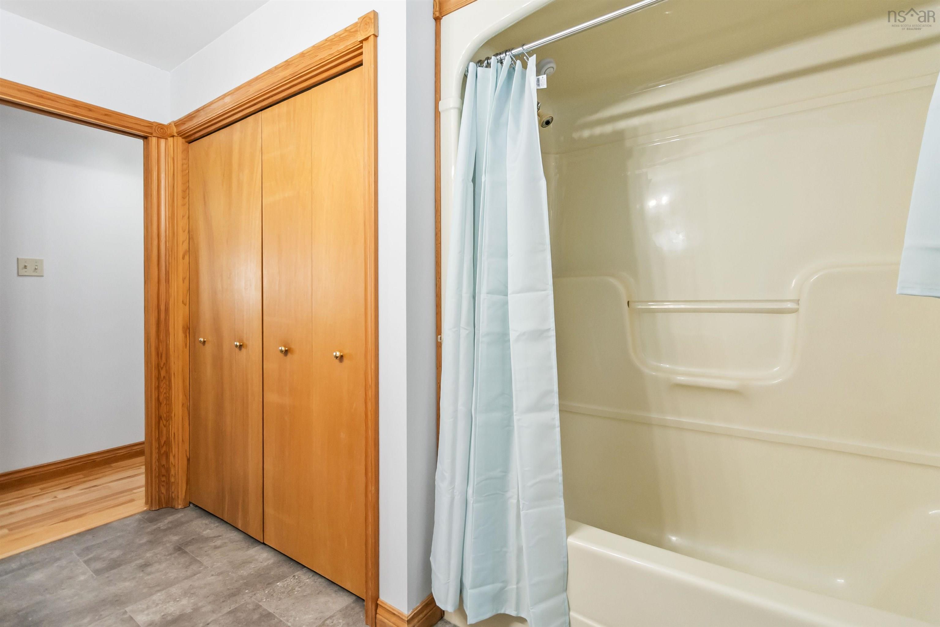 $650,000.00: 1506 Sweetland Road, Sweetland