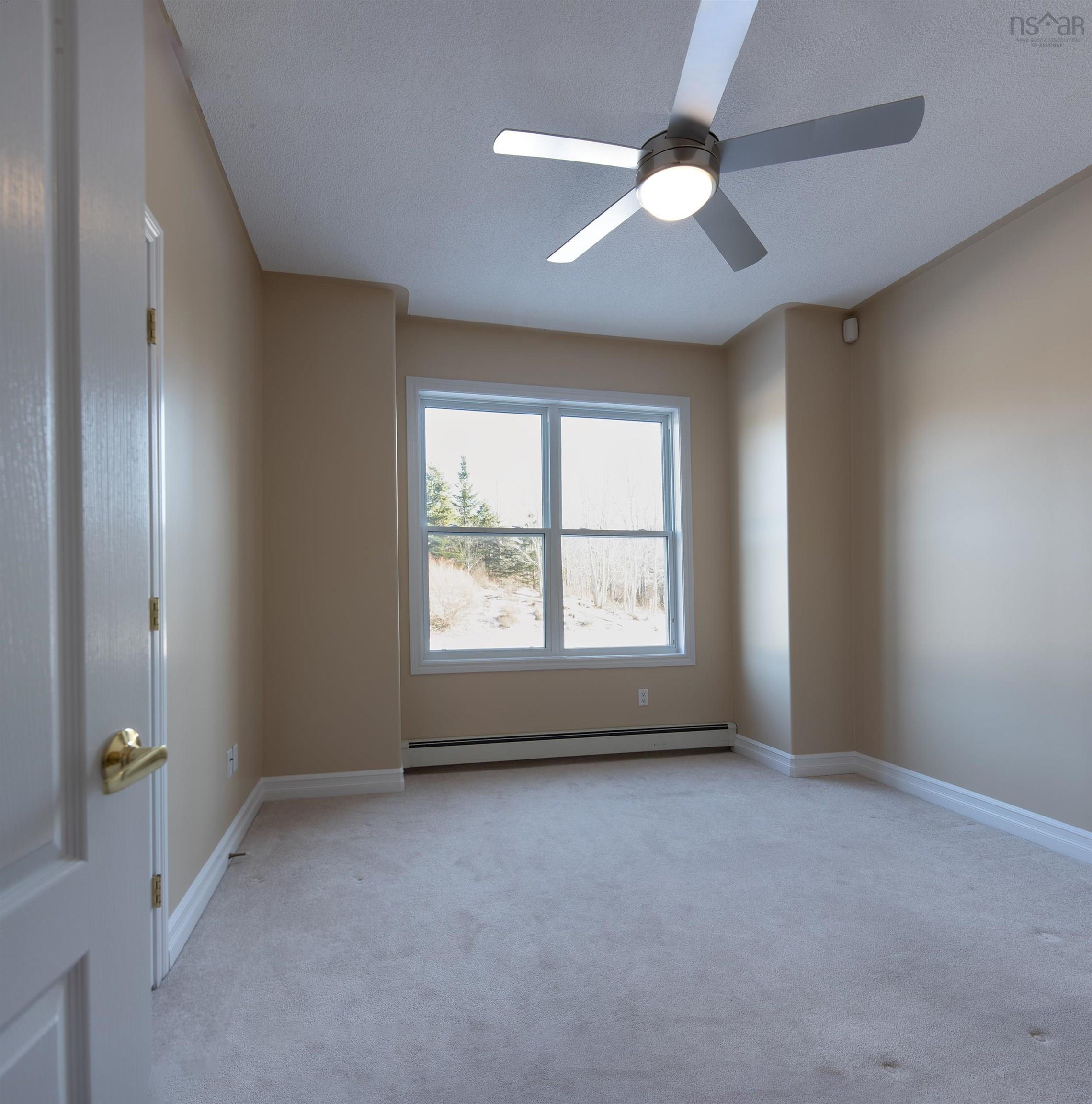 108 52 Whitehall Crescent, Cole Harbour, NS (MLS 202600349)