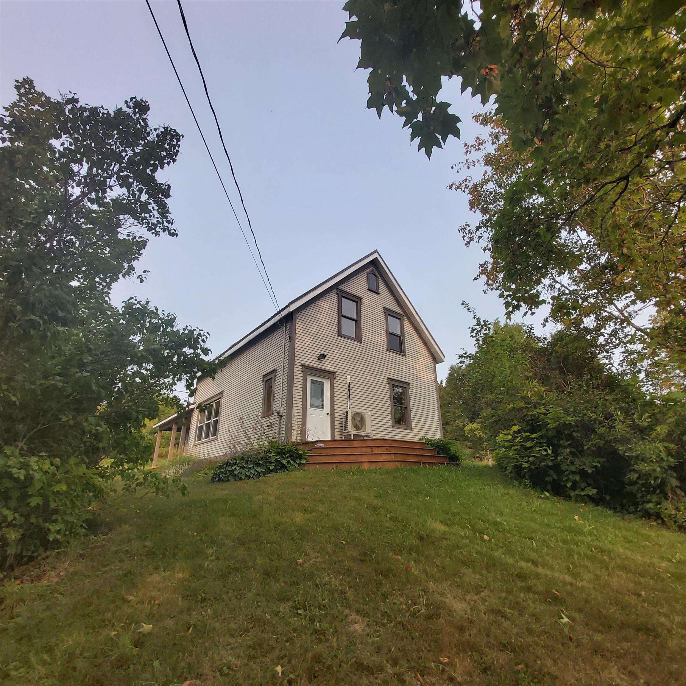 $345,000.00: 5249 East River West Side Road, Eureka