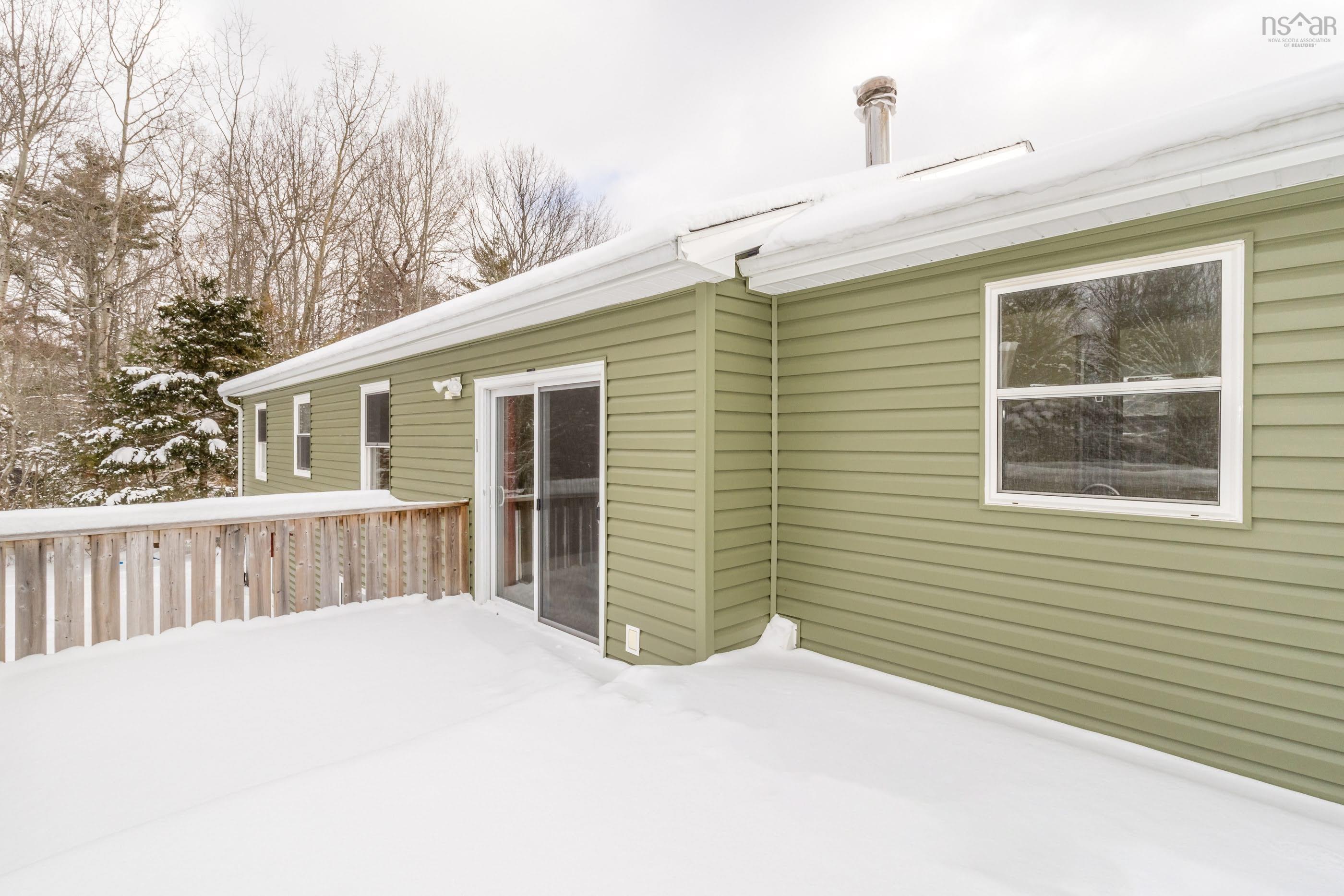 $455,000.00: 1685 Highway 201, South Greenwood