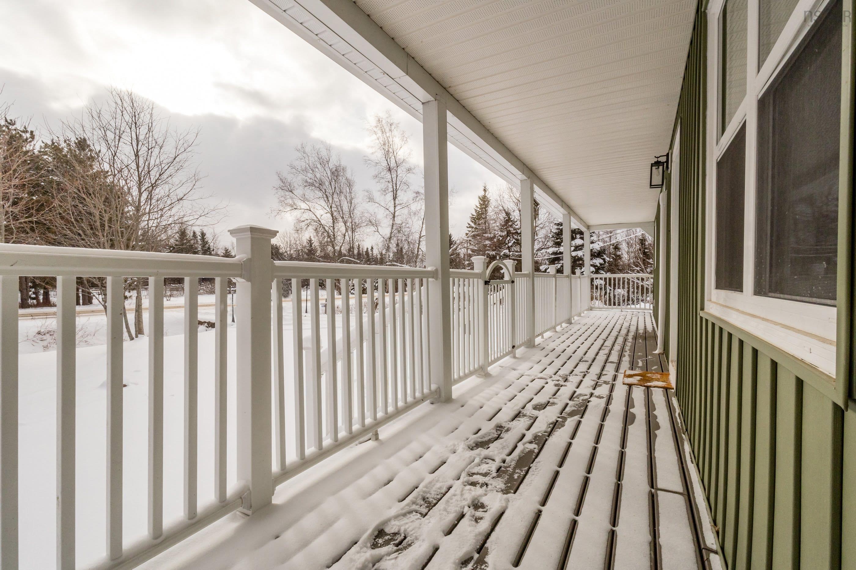 $455,000.00: 1685 Highway 201, South Greenwood