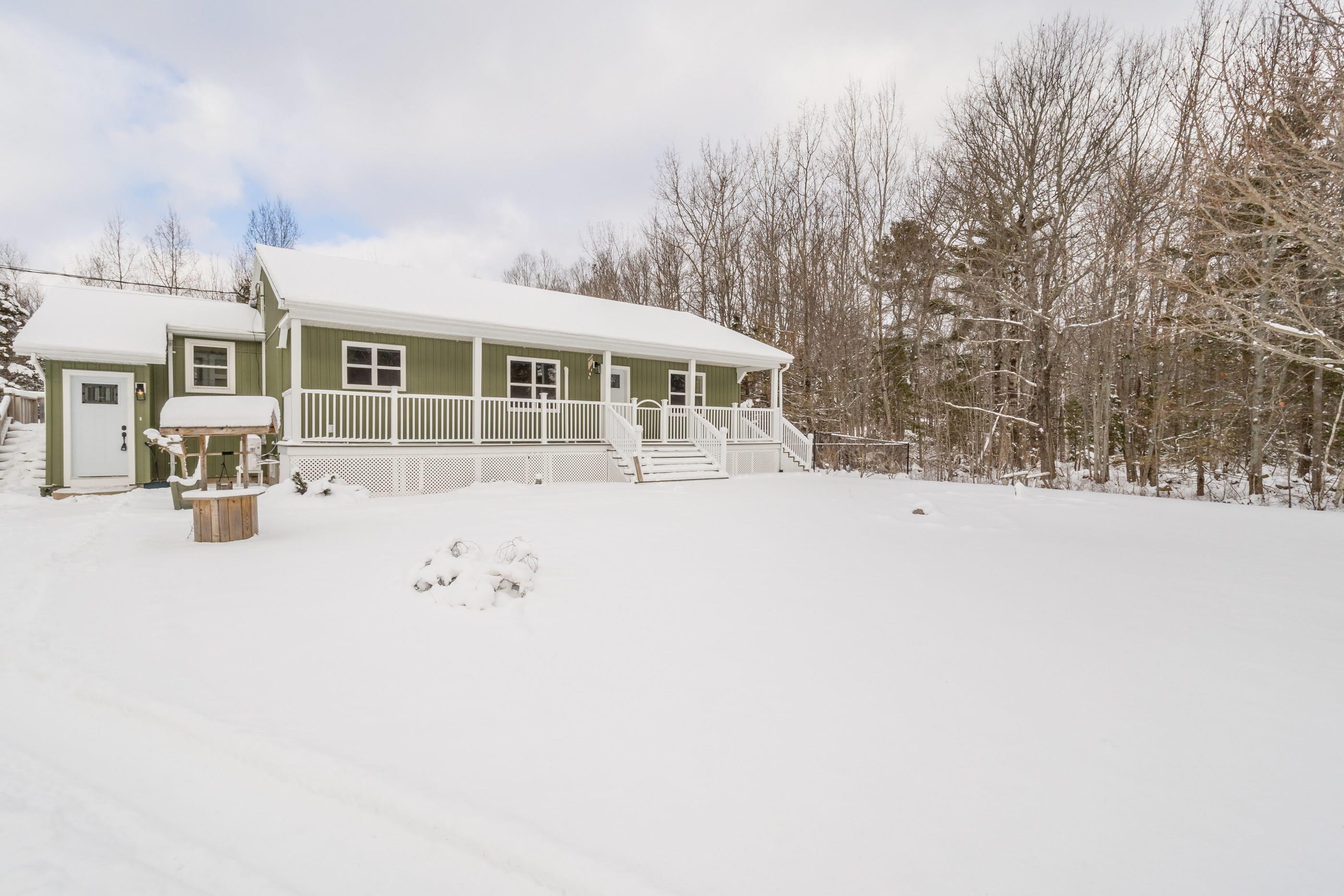 $455,000.00: 1685 Highway 201, South Greenwood