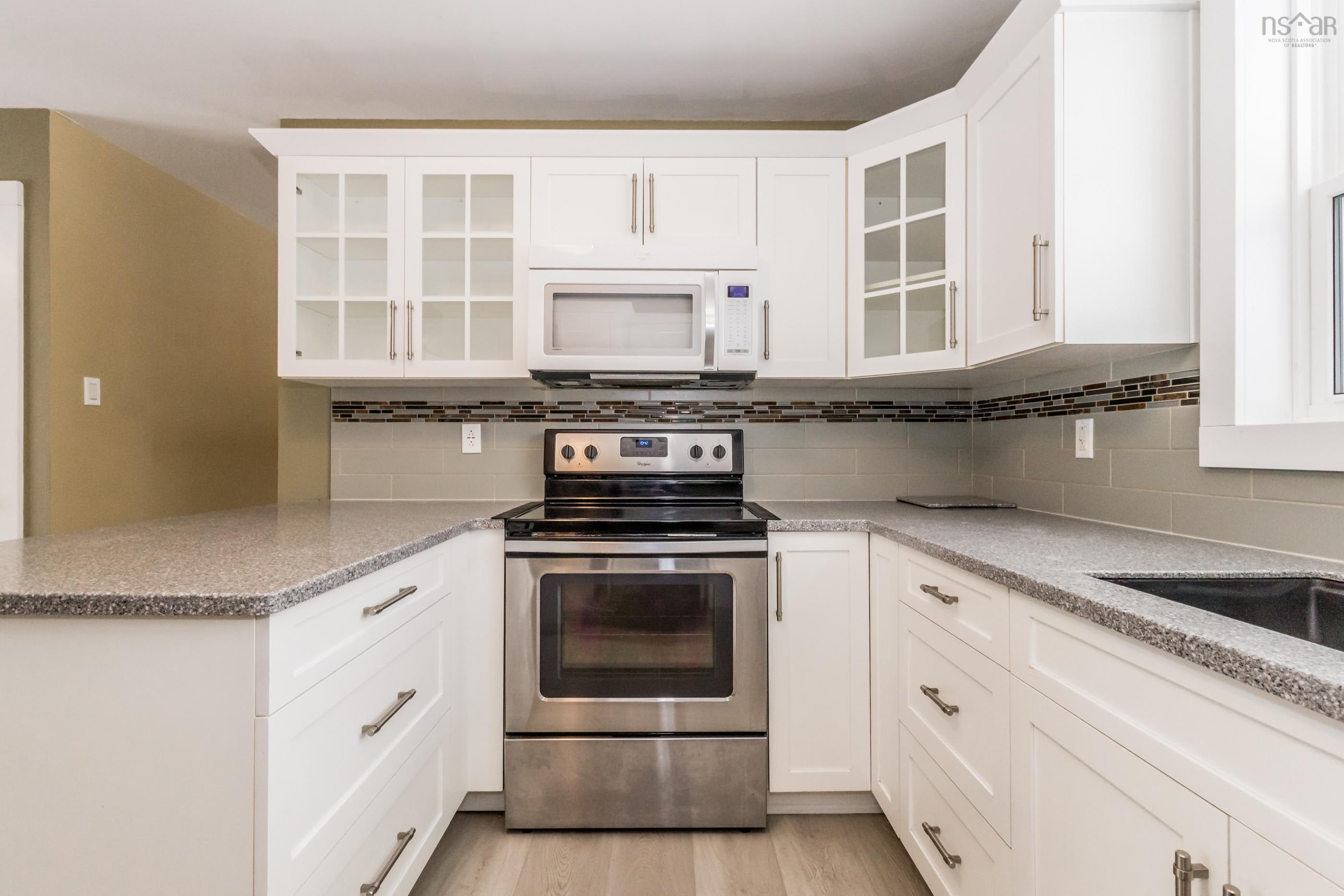 $455,000.00: 1685 Highway 201, South Greenwood