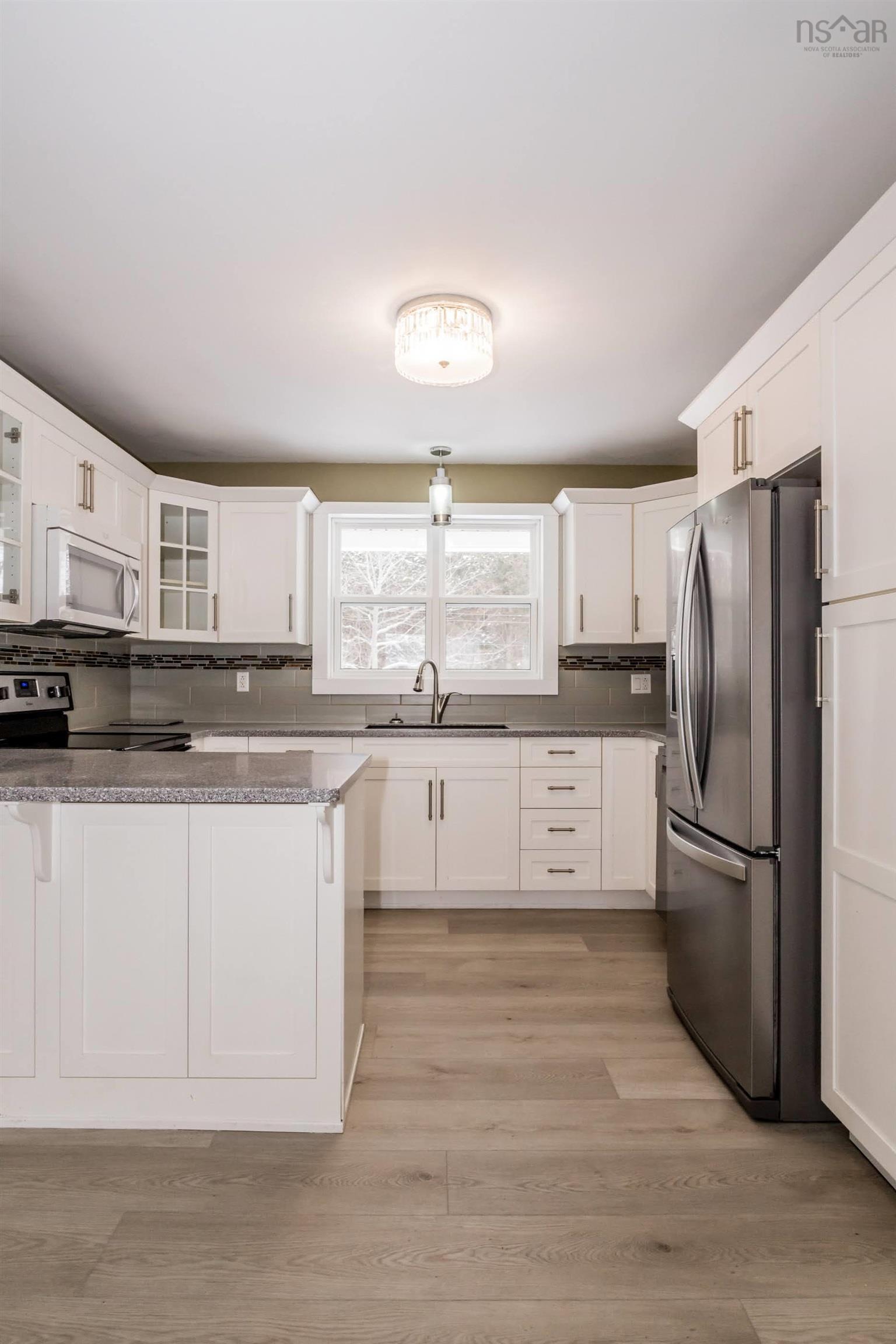 $455,000.00: 1685 Highway 201, South Greenwood