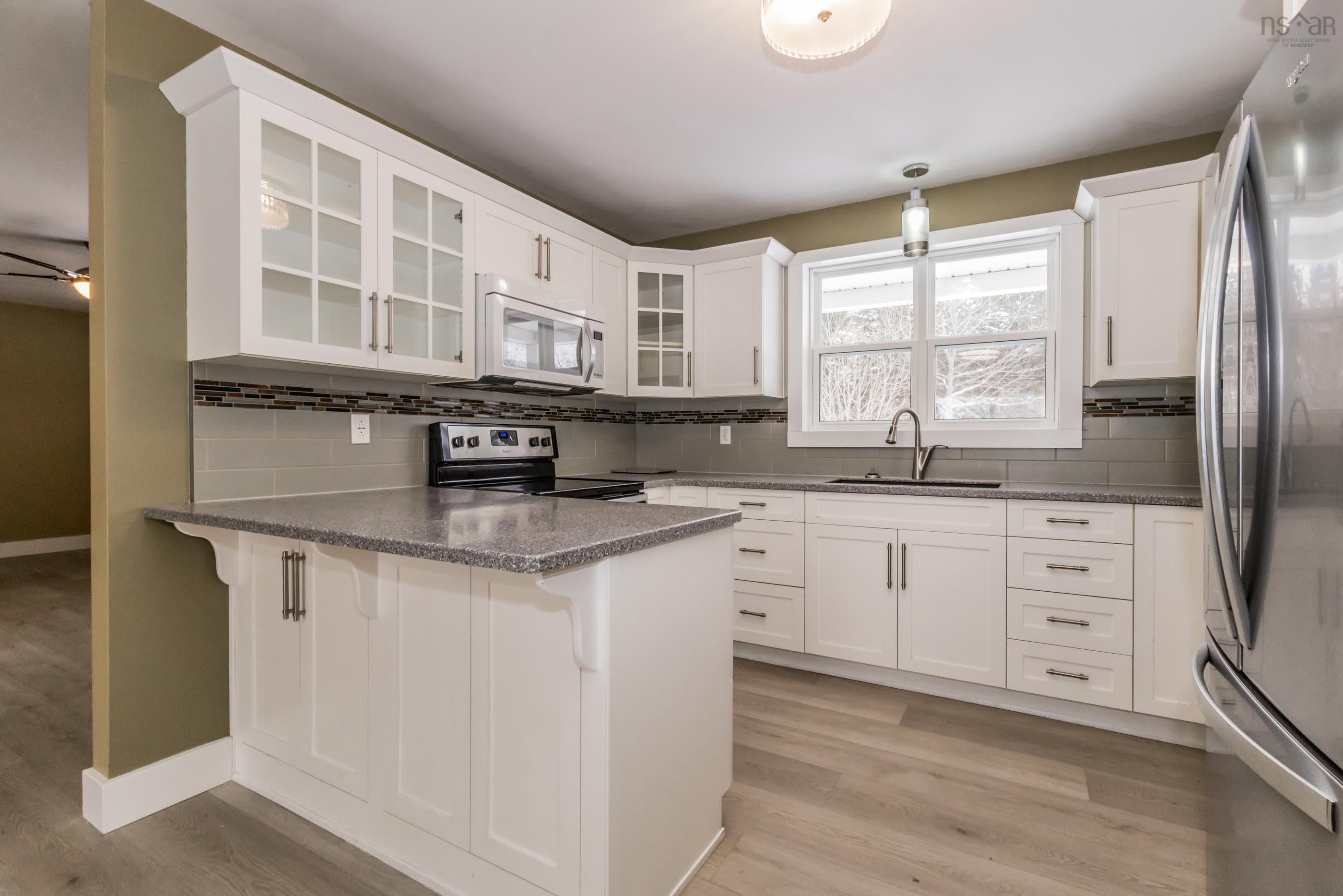 $455,000.00: 1685 Highway 201, South Greenwood