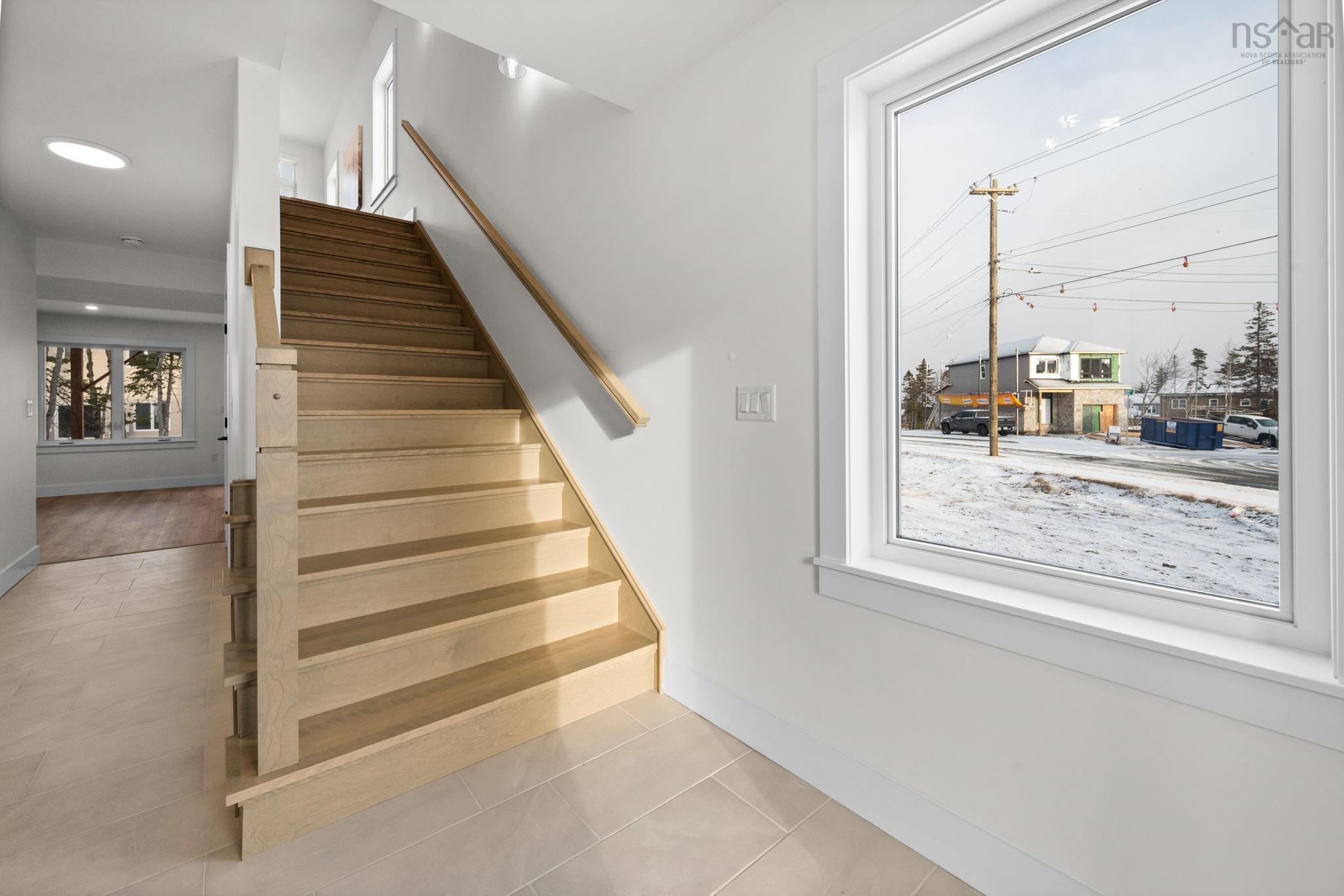 $729,000.00: E 140 Stephs Street, Bedford