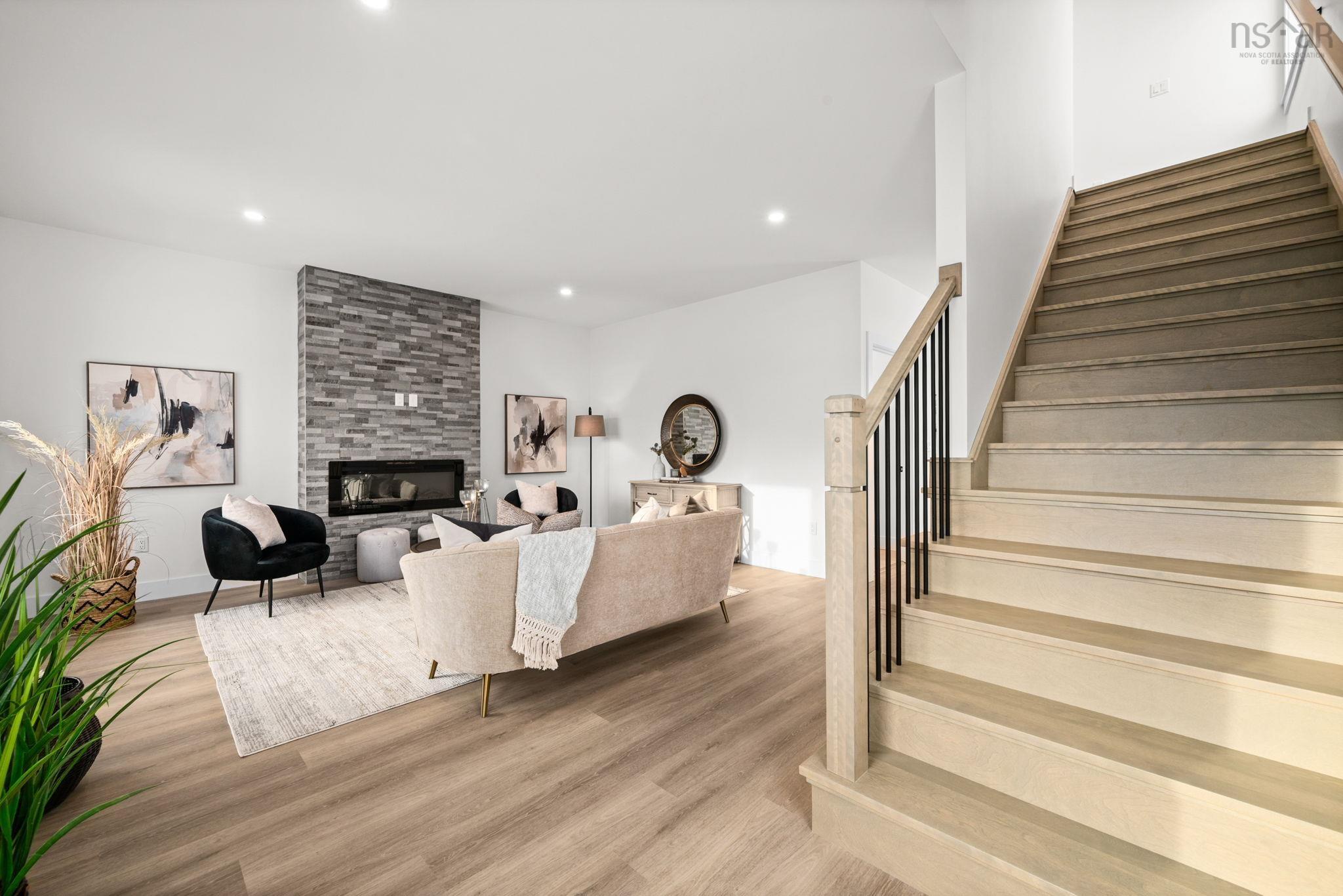 $729,000.00: E 140 Stephs Street, Bedford