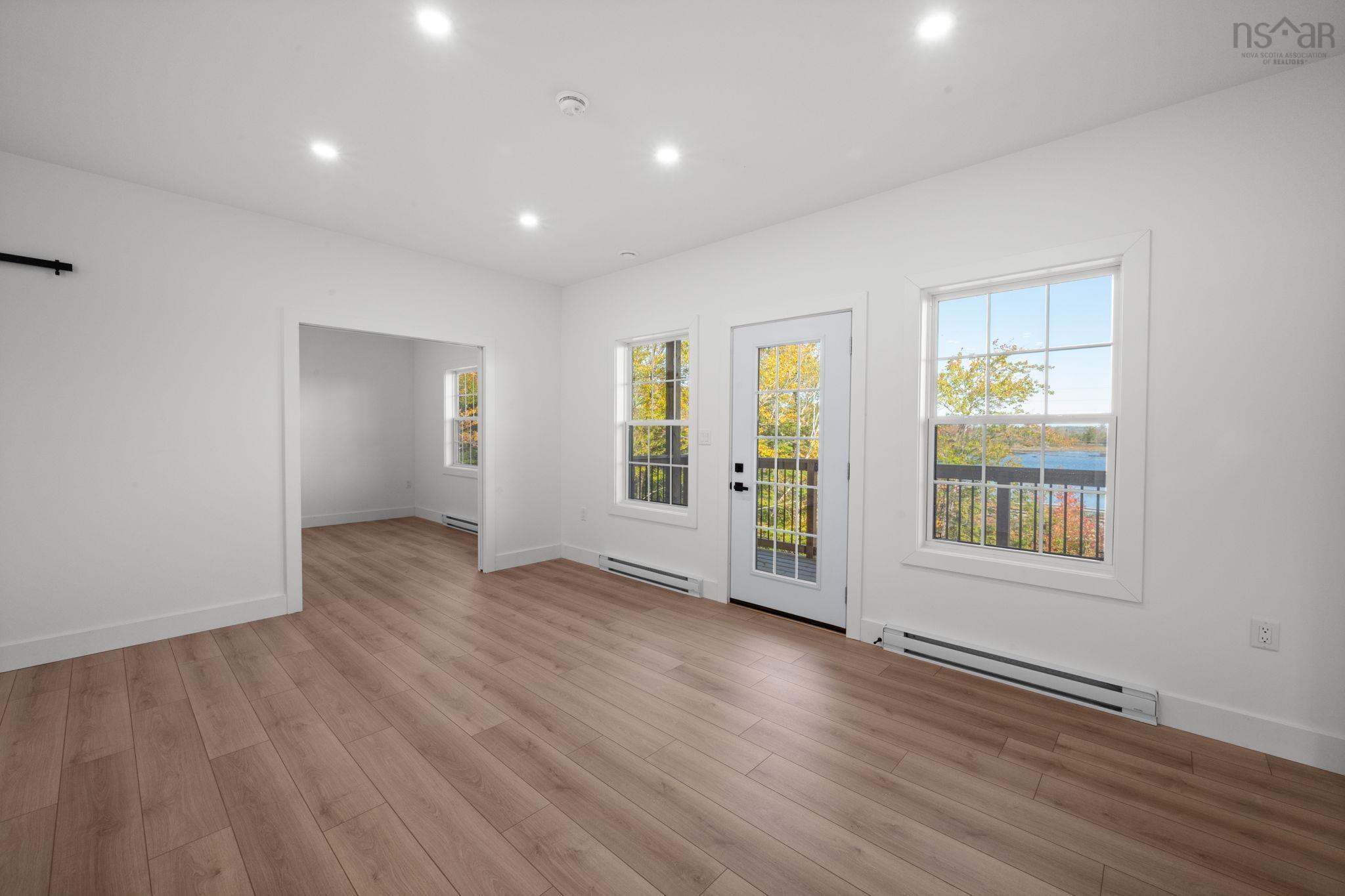 $649,999.00: 67 Birchview Drive, Lake Charlotte