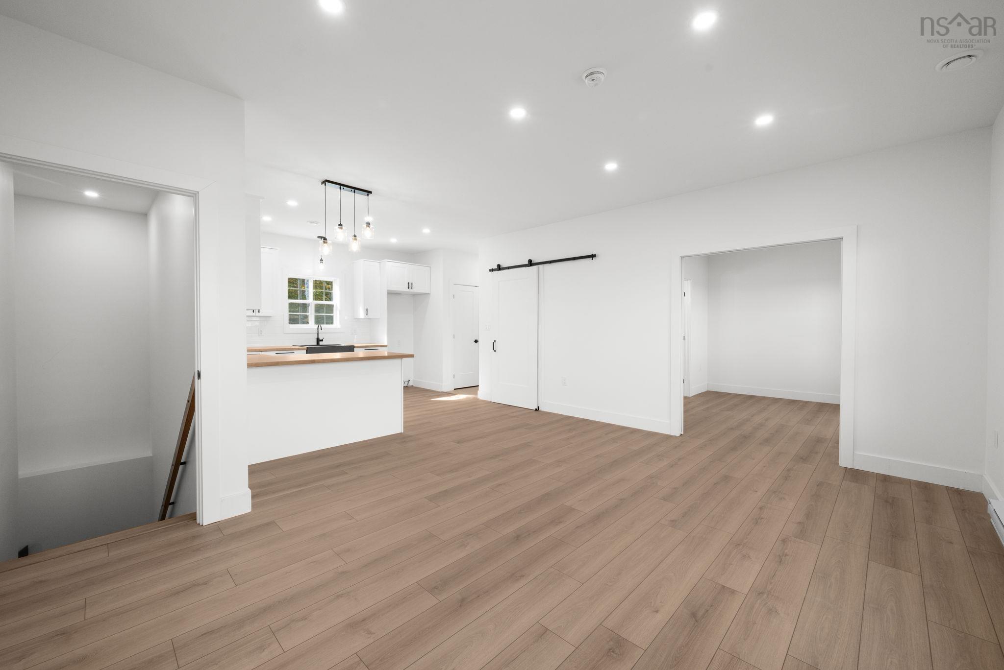 $649,999.00: 67 Birchview Drive, Lake Charlotte