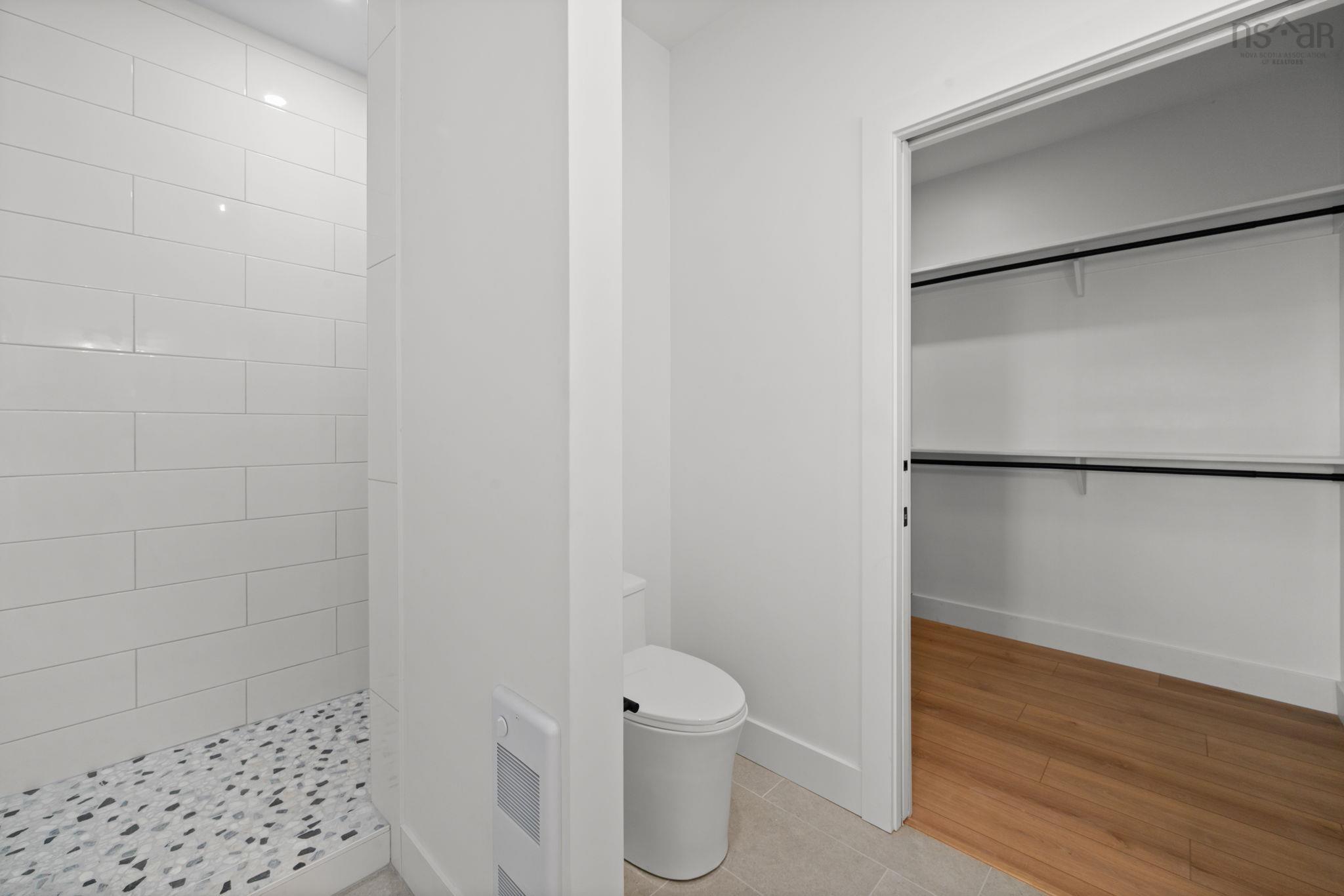 $649,999.00: 67 Birchview Drive, Lake Charlotte