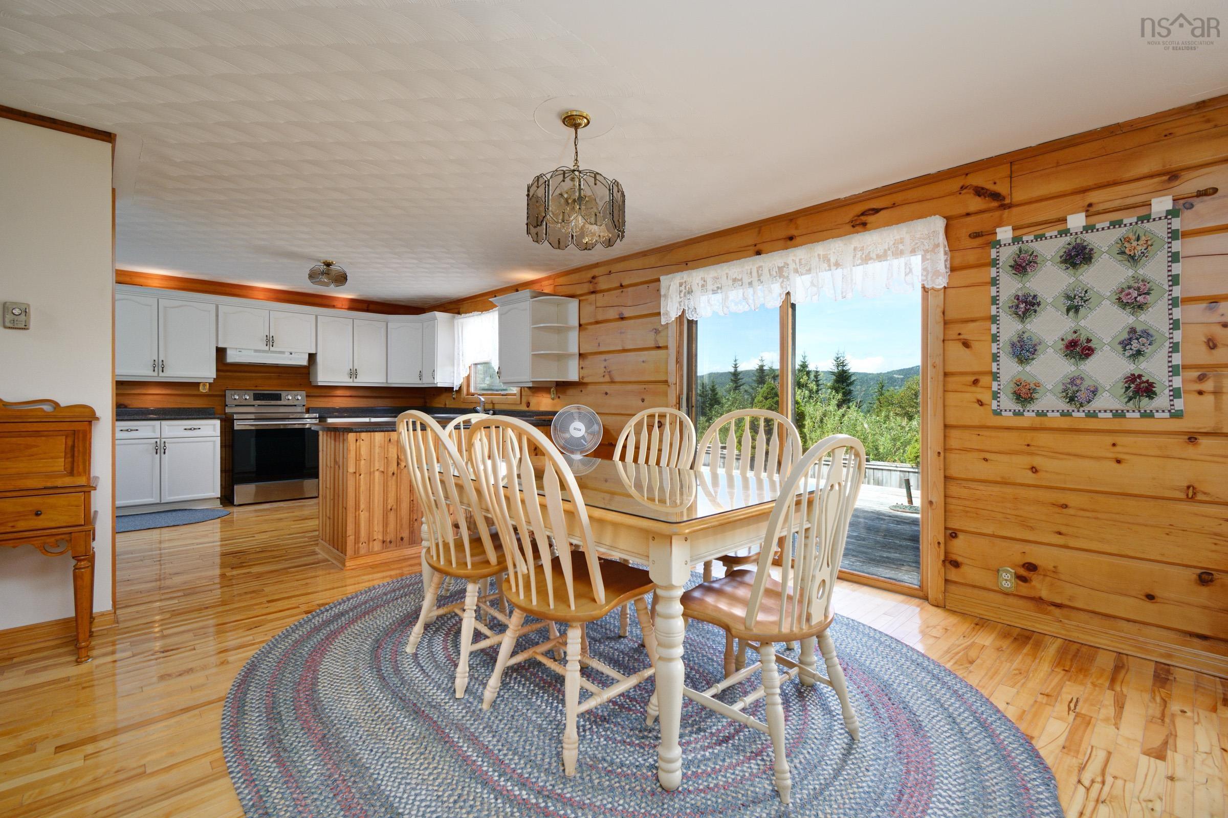 $499,900.00: 776 105 Highway, Boularderie East