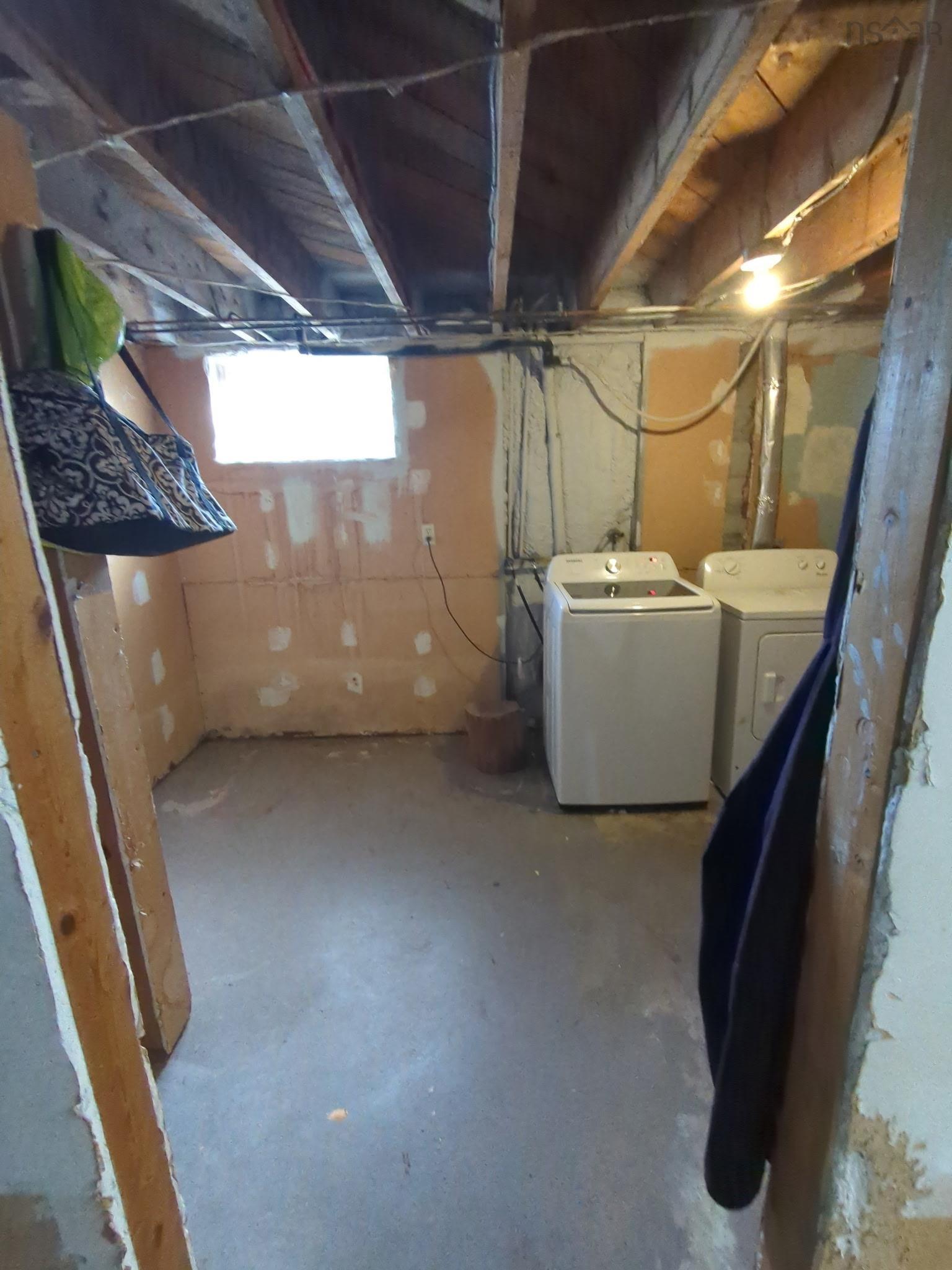 $249,900.00: 144 Chemin De L