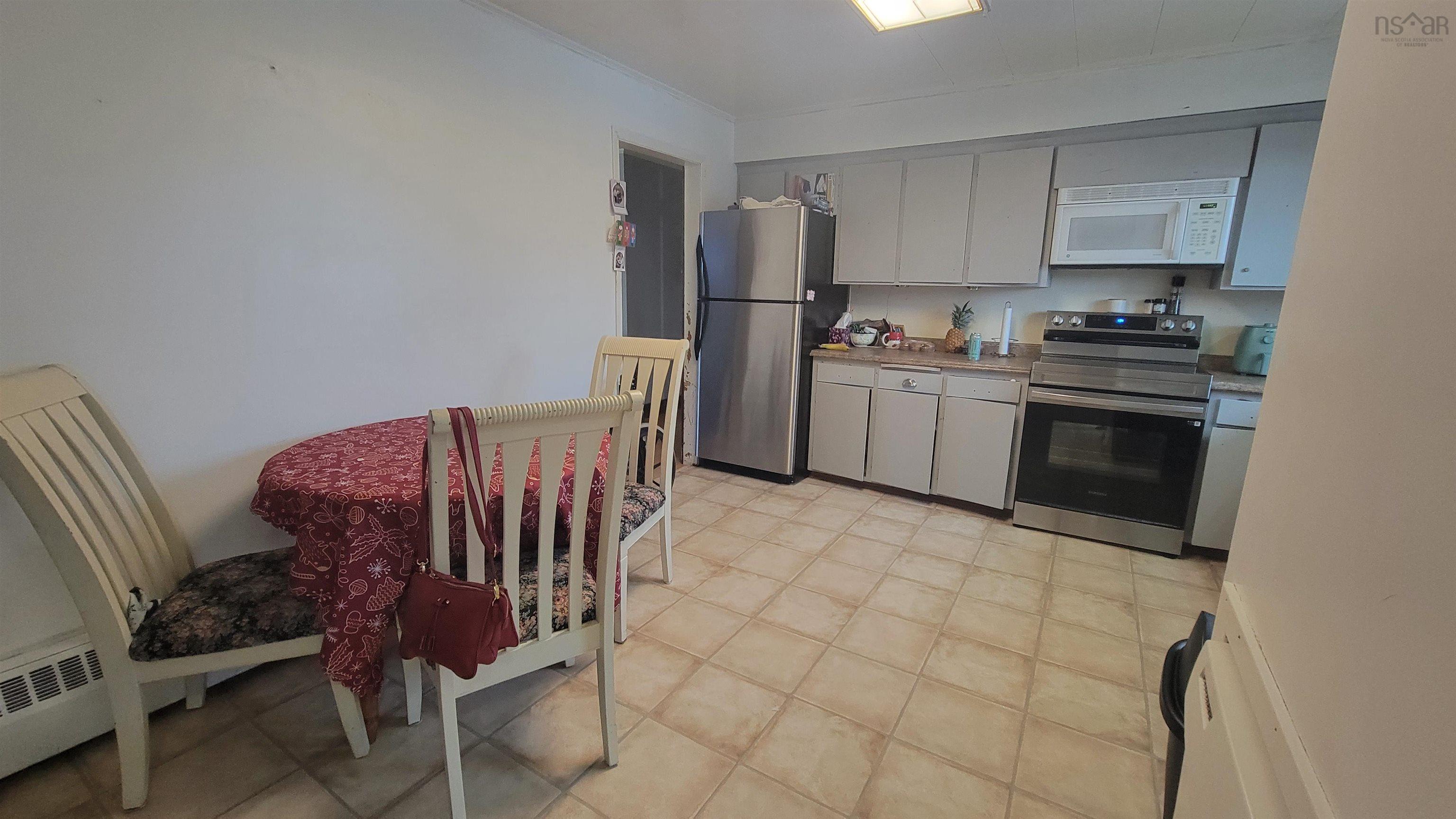 $249,900.00: 144 Chemin De L