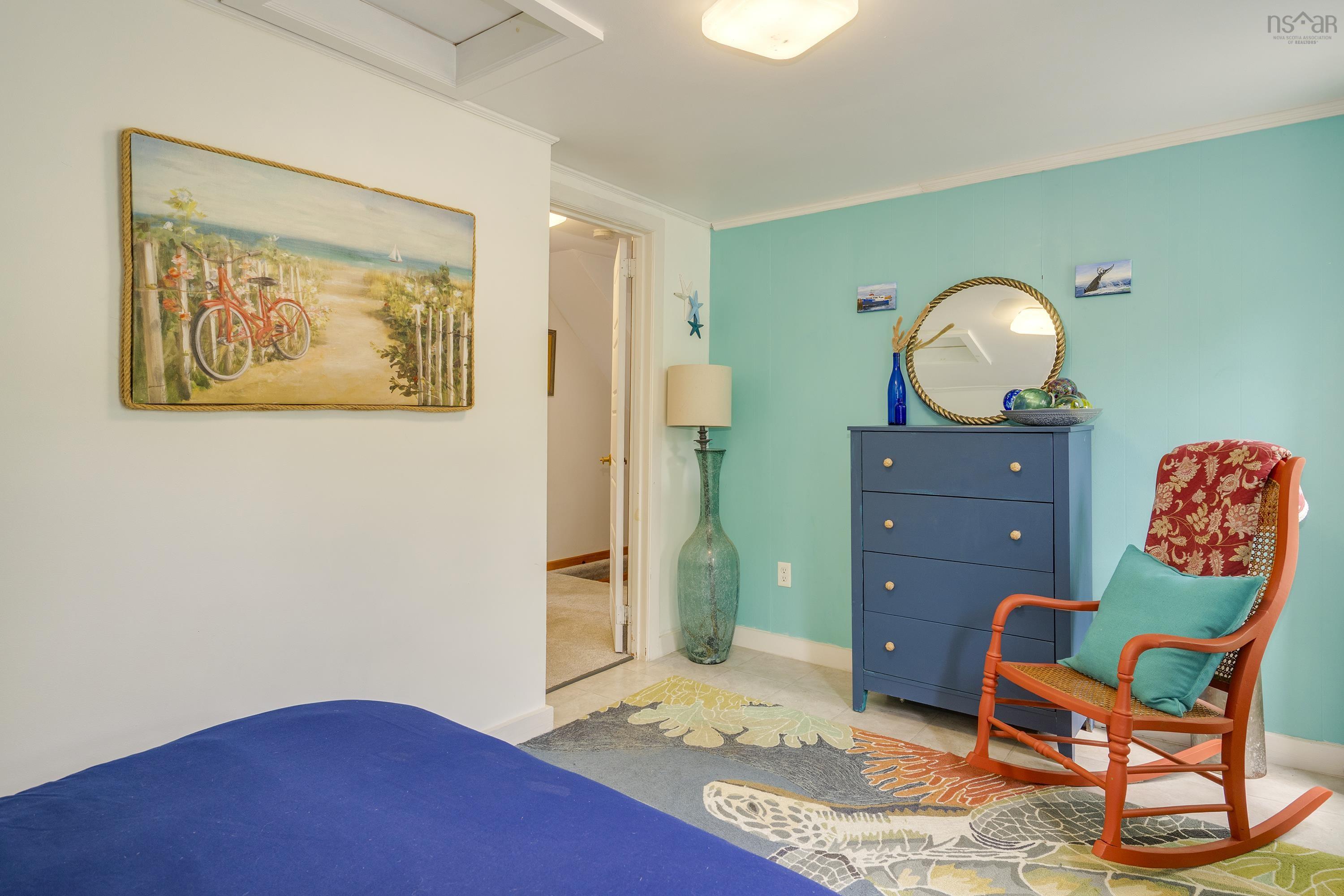 $679,900.00: 608 Granville Road, Victoria Beach