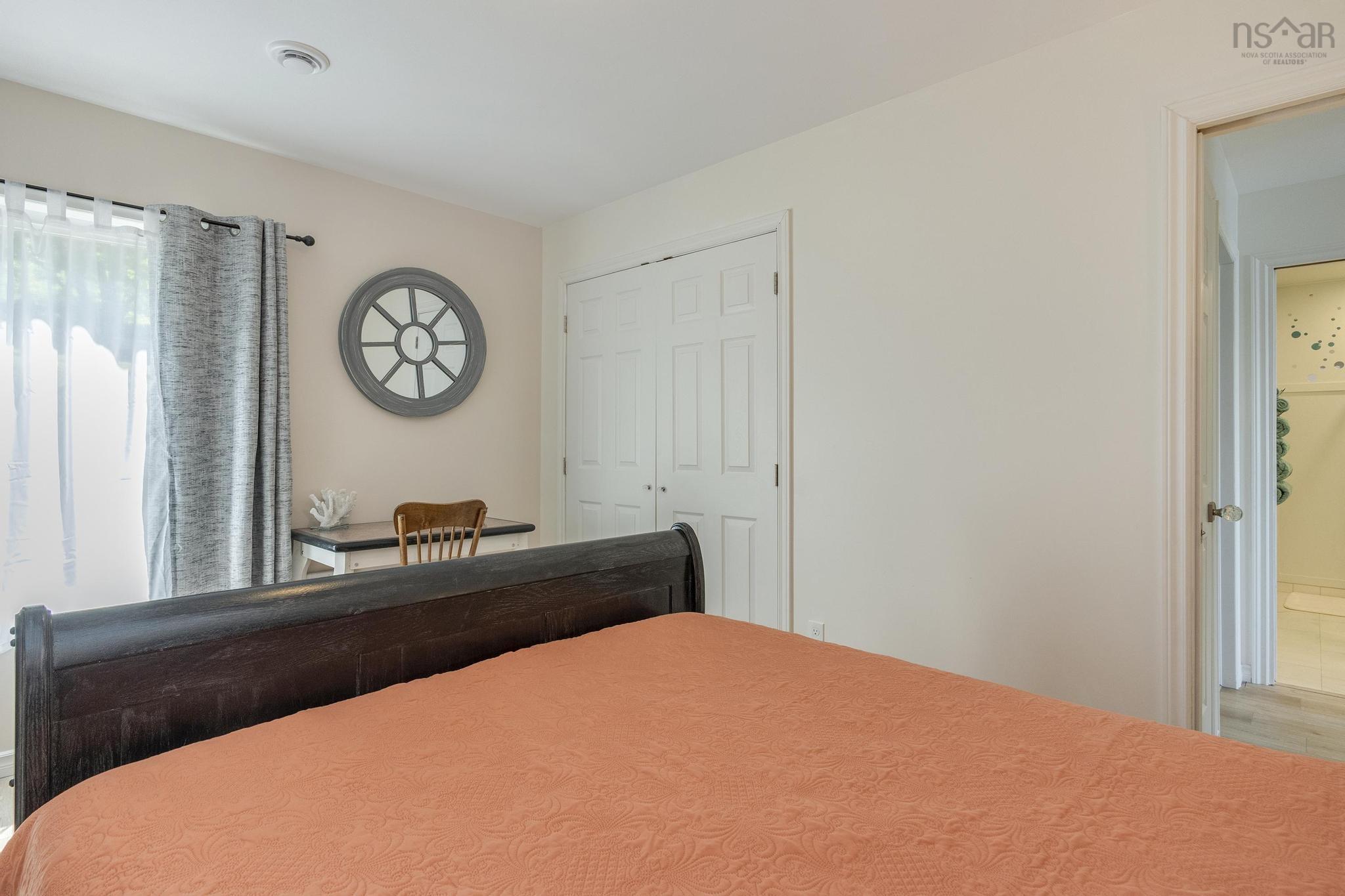 $679,900.00: 608 Granville Road, Victoria Beach