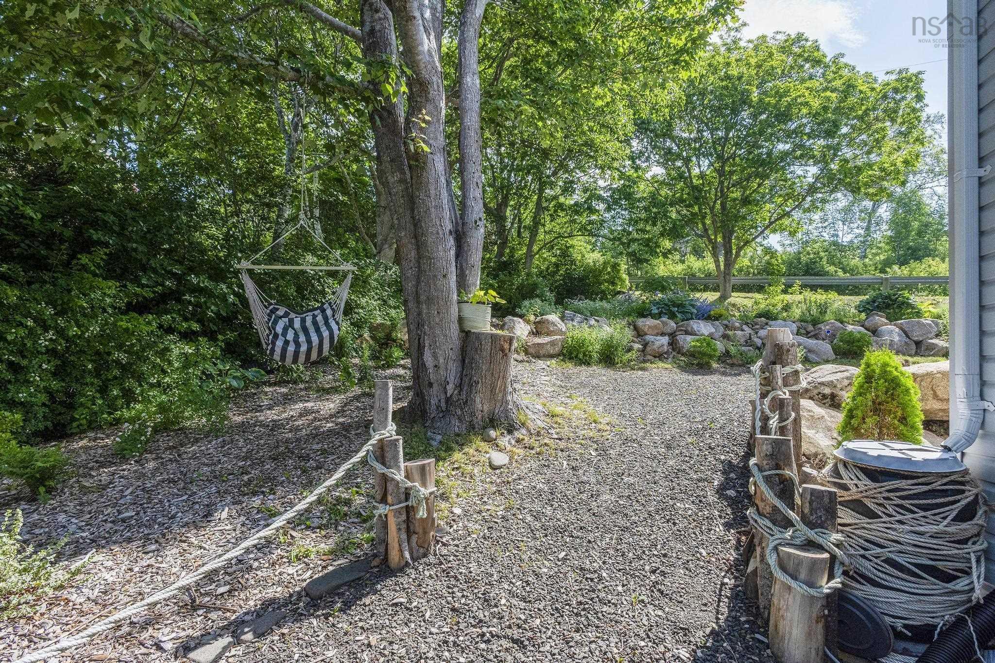 $679,900.00: 608 Granville Road, Victoria Beach