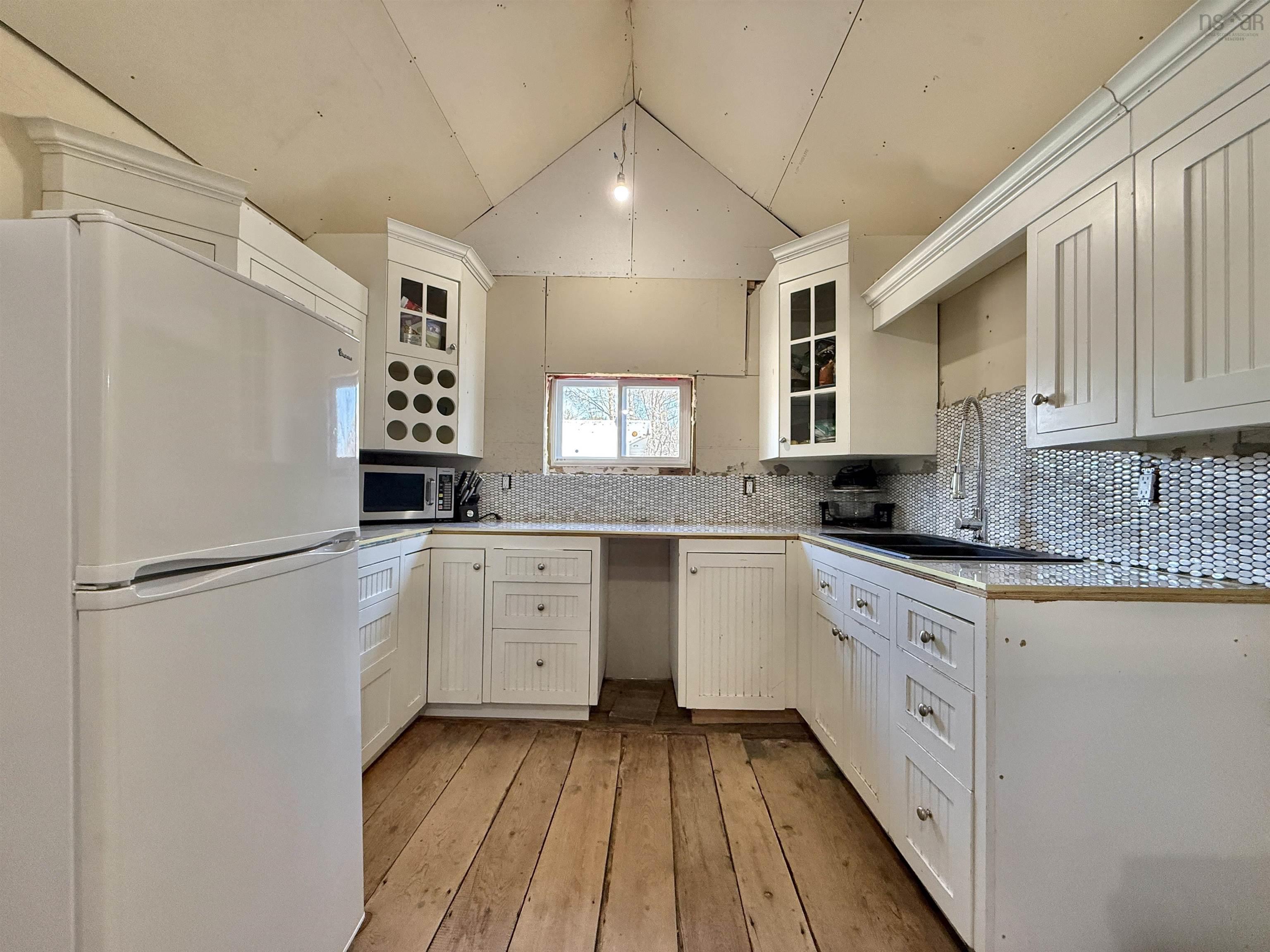 $99,900.00: 1331 Highway 3, Mill Village