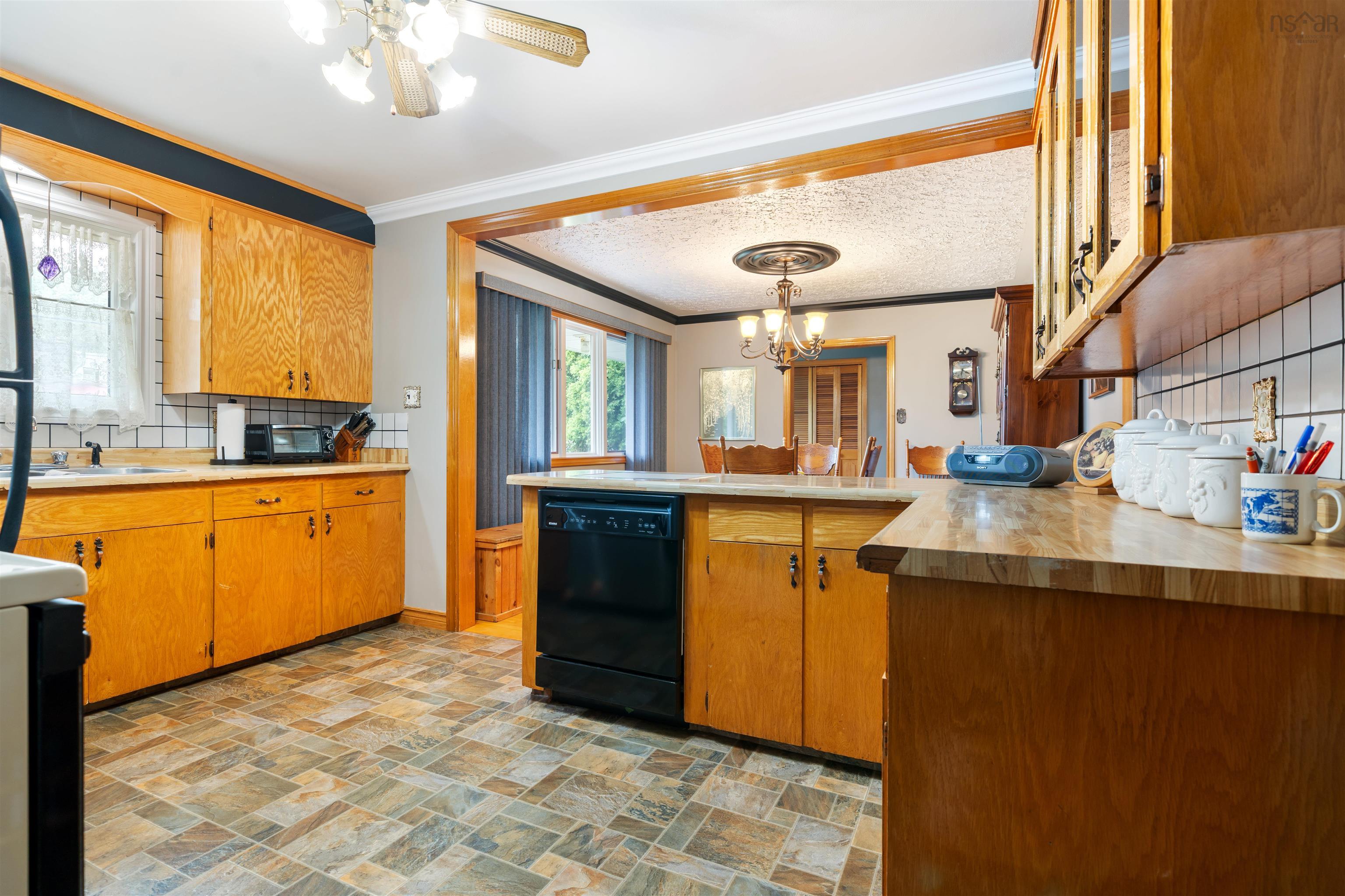 $450,000.00: 12 Munroe Avenue Extension, Westville Road