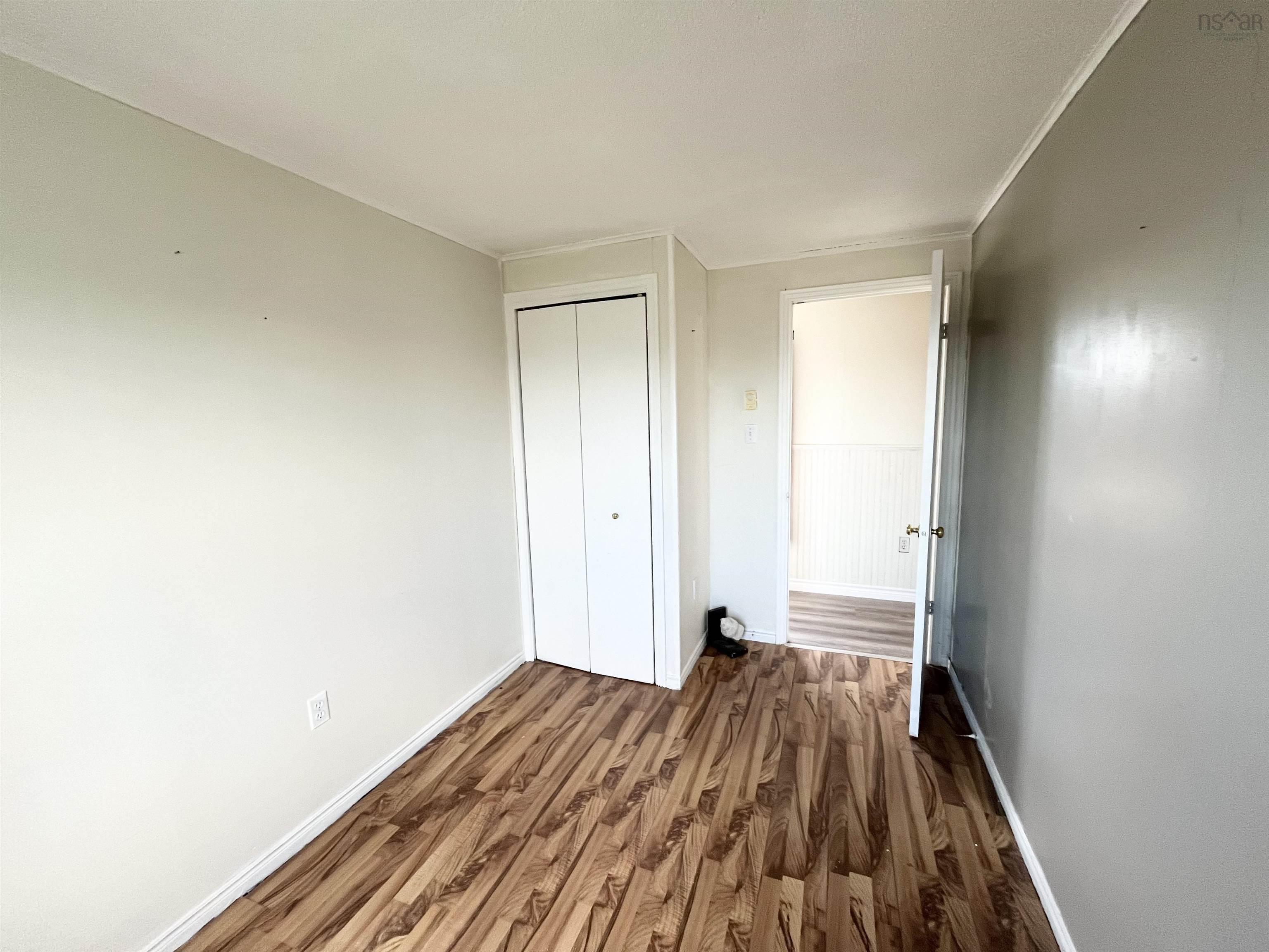 $160,000.00: 23 New Road, The Hawk