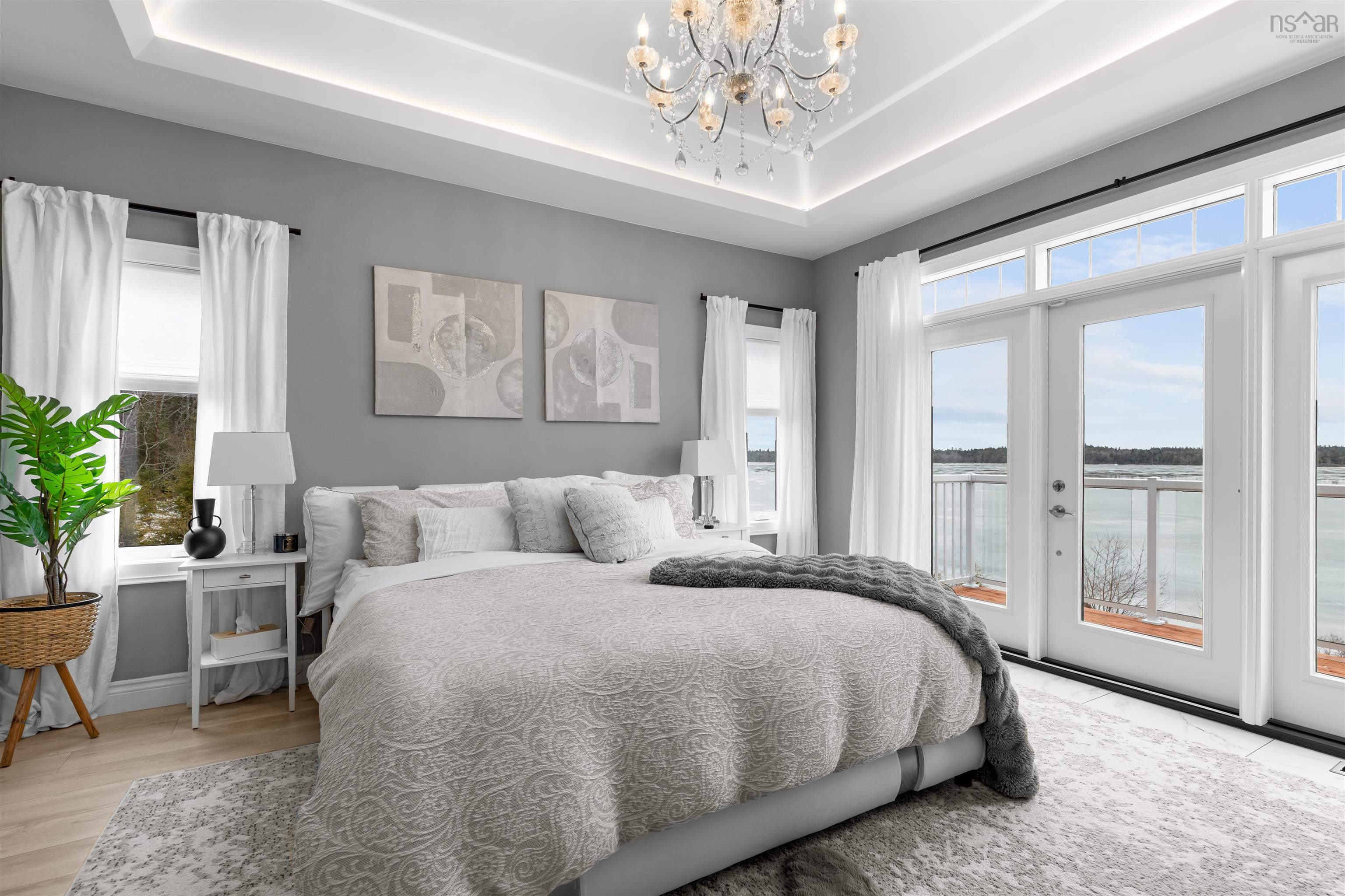 $1,680,000.00: 3224 203 Highway, Middle Ohio