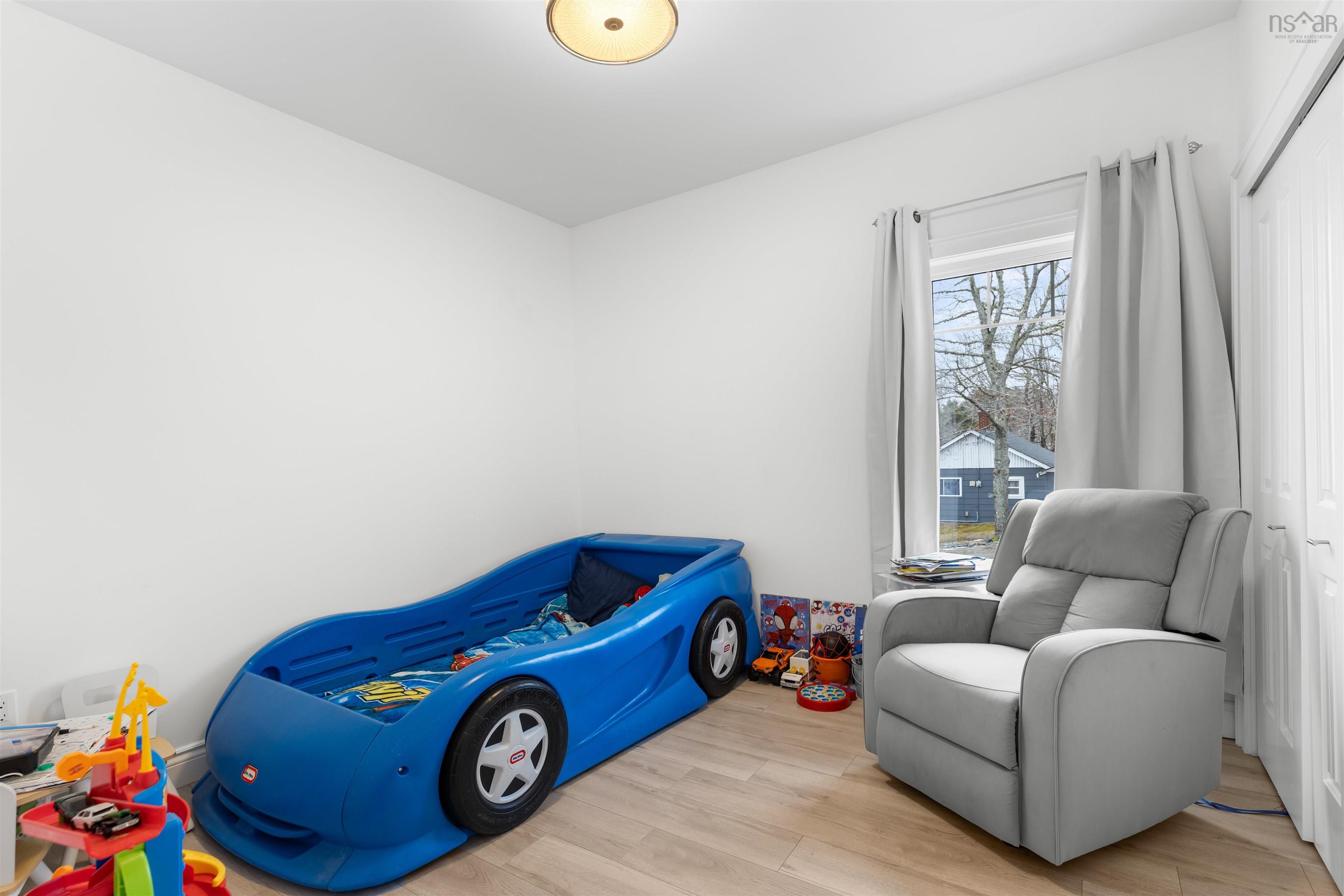 $1,680,000.00: 3224 203 Highway, Middle Ohio