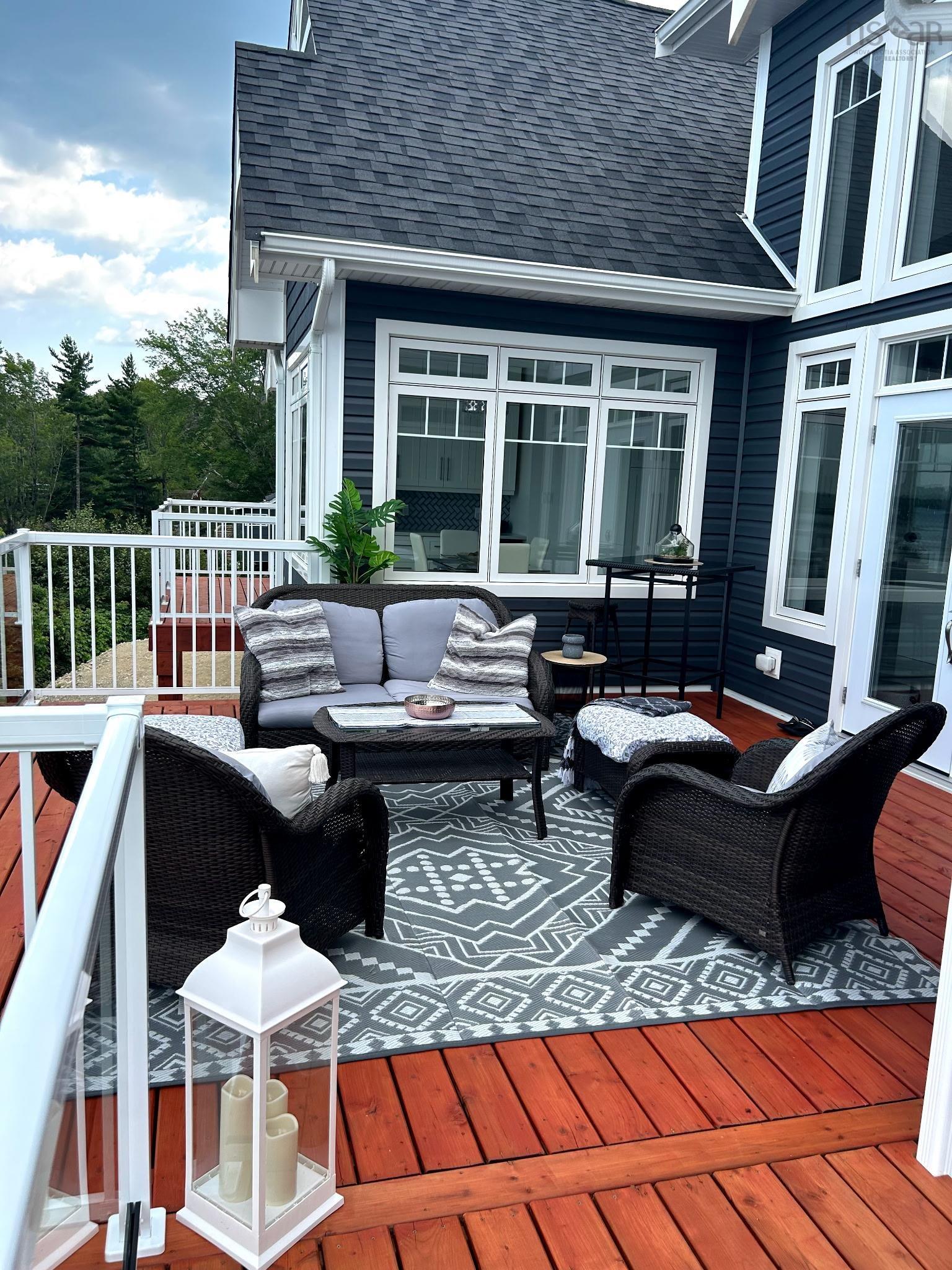 $1,680,000.00: 3224 203 Highway, Middle Ohio