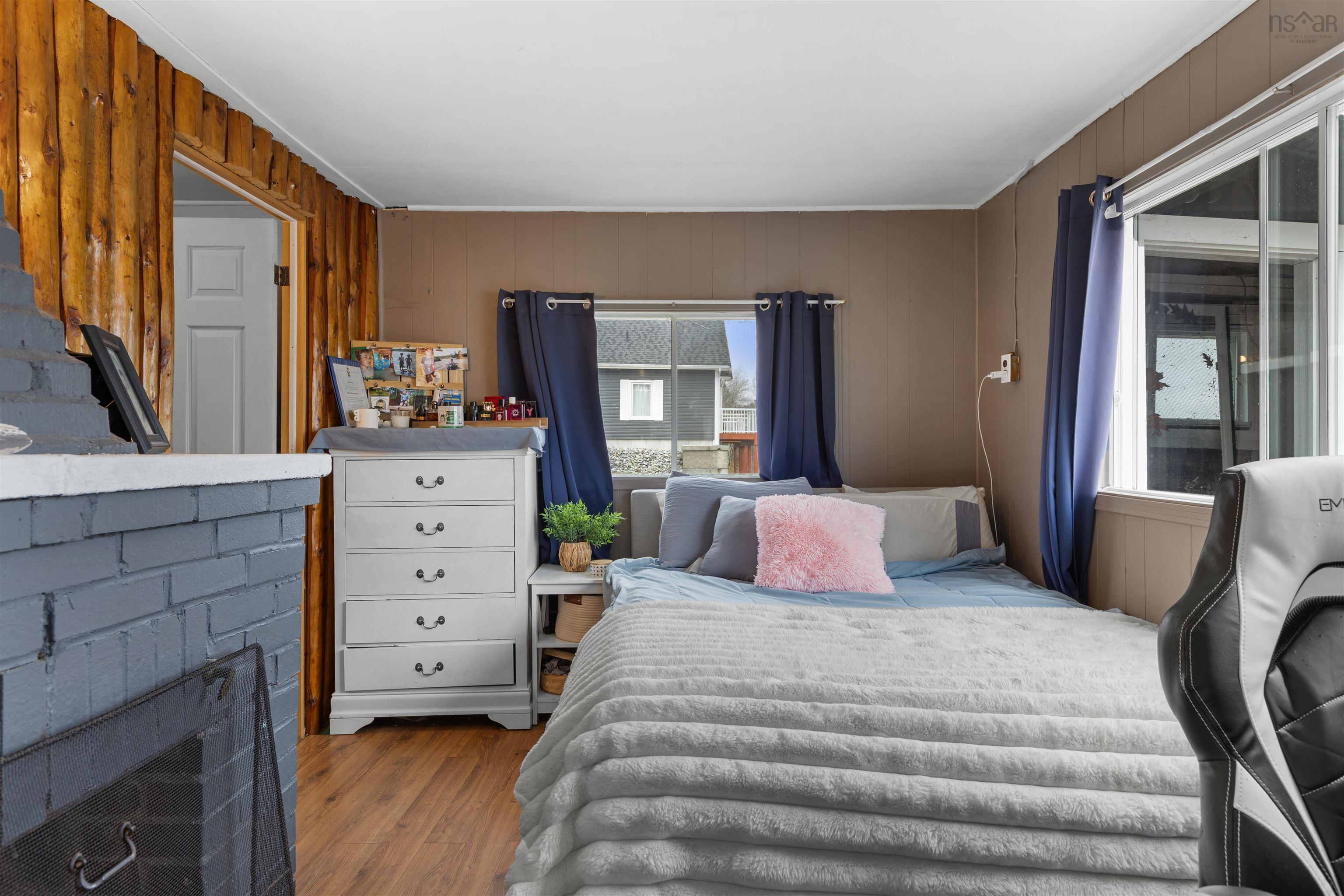 $1,680,000.00: 3224 203 Highway, Middle Ohio