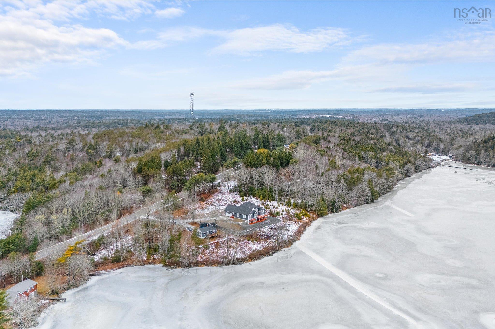 $1,680,000.00: 3224 203 Highway, Middle Ohio