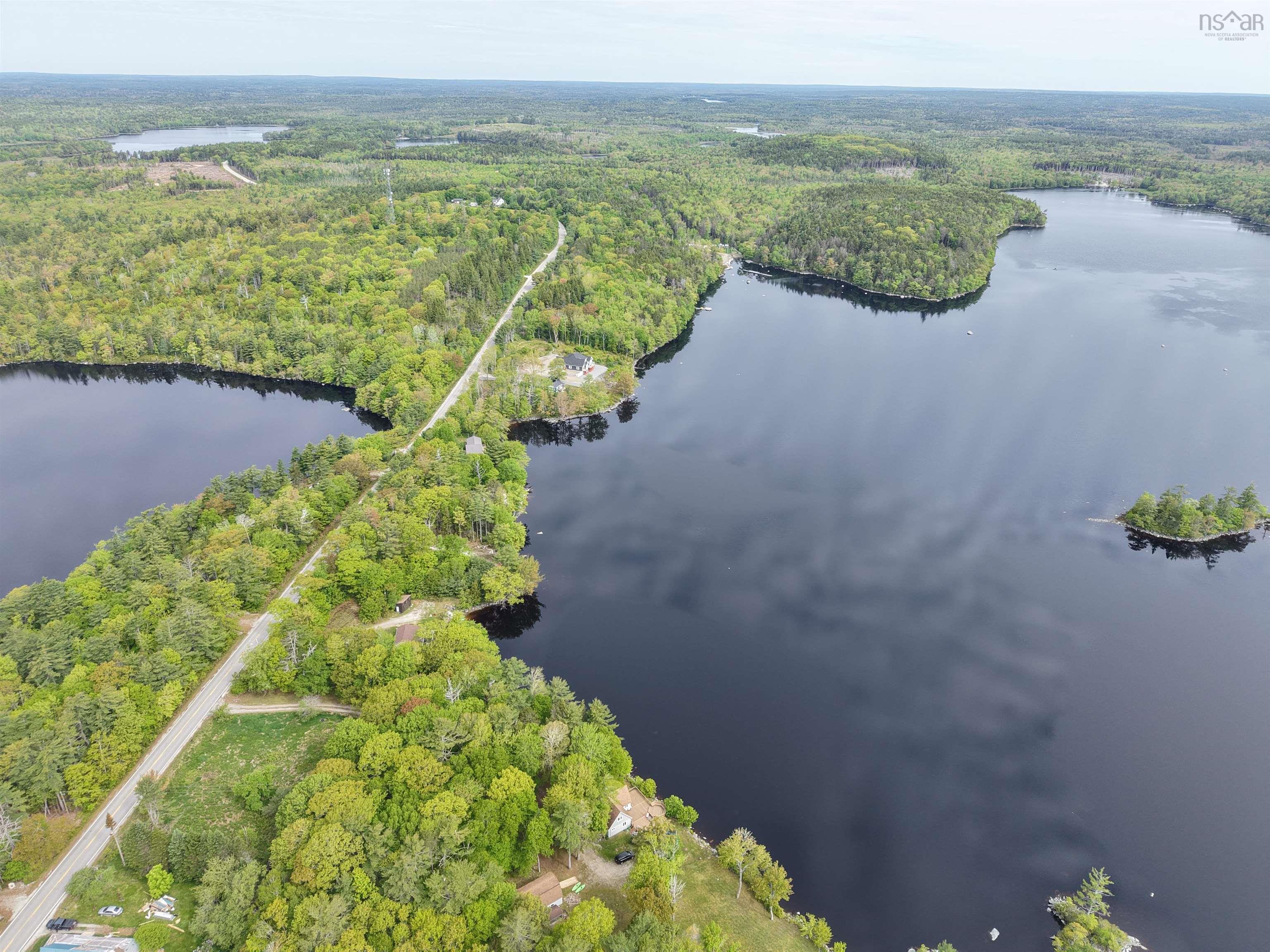 $1,680,000.00: 3224 203 Highway, Middle Ohio