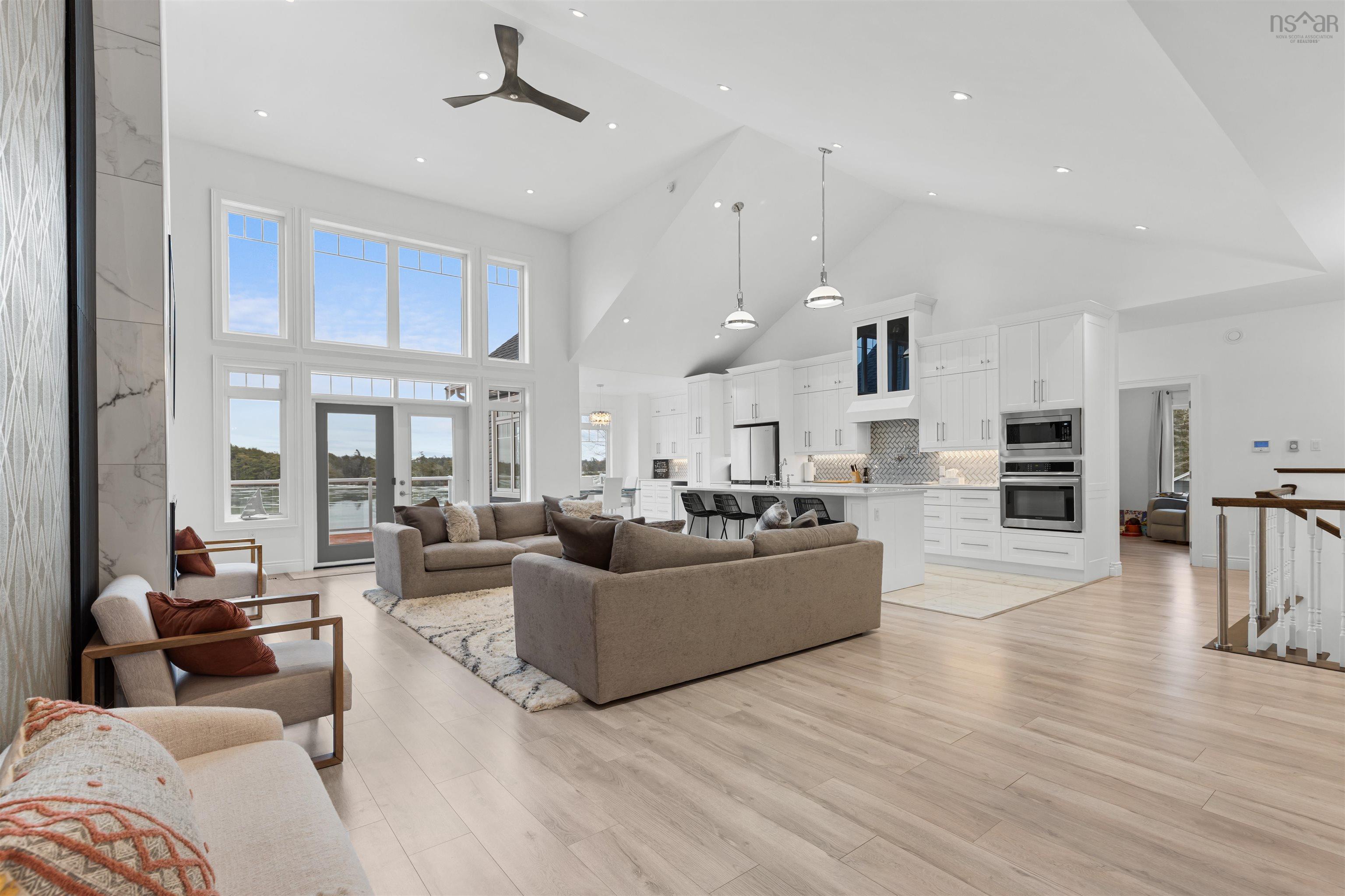 $1,680,000.00: 3224 203 Highway, Middle Ohio