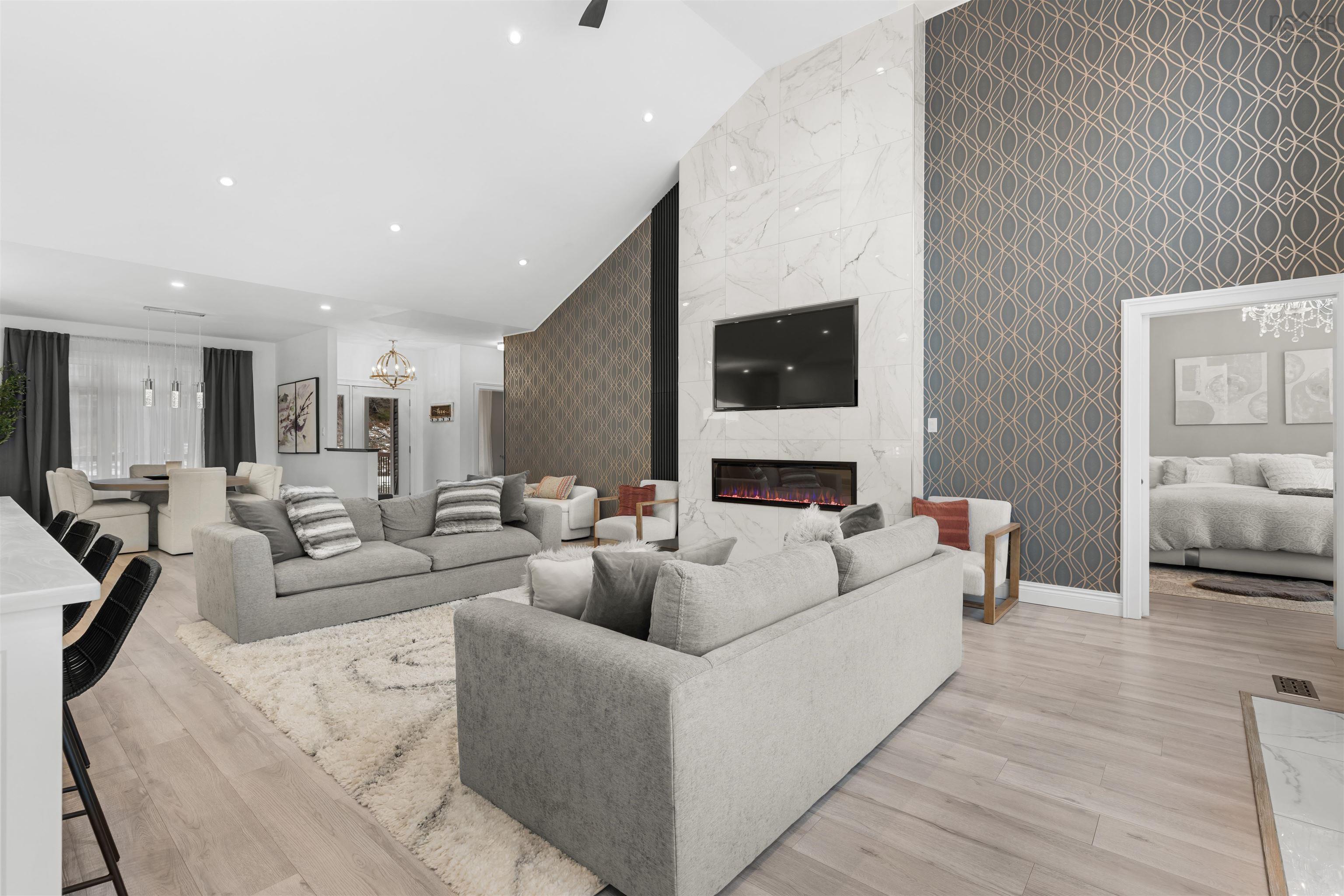 $1,680,000.00: 3224 203 Highway, Middle Ohio