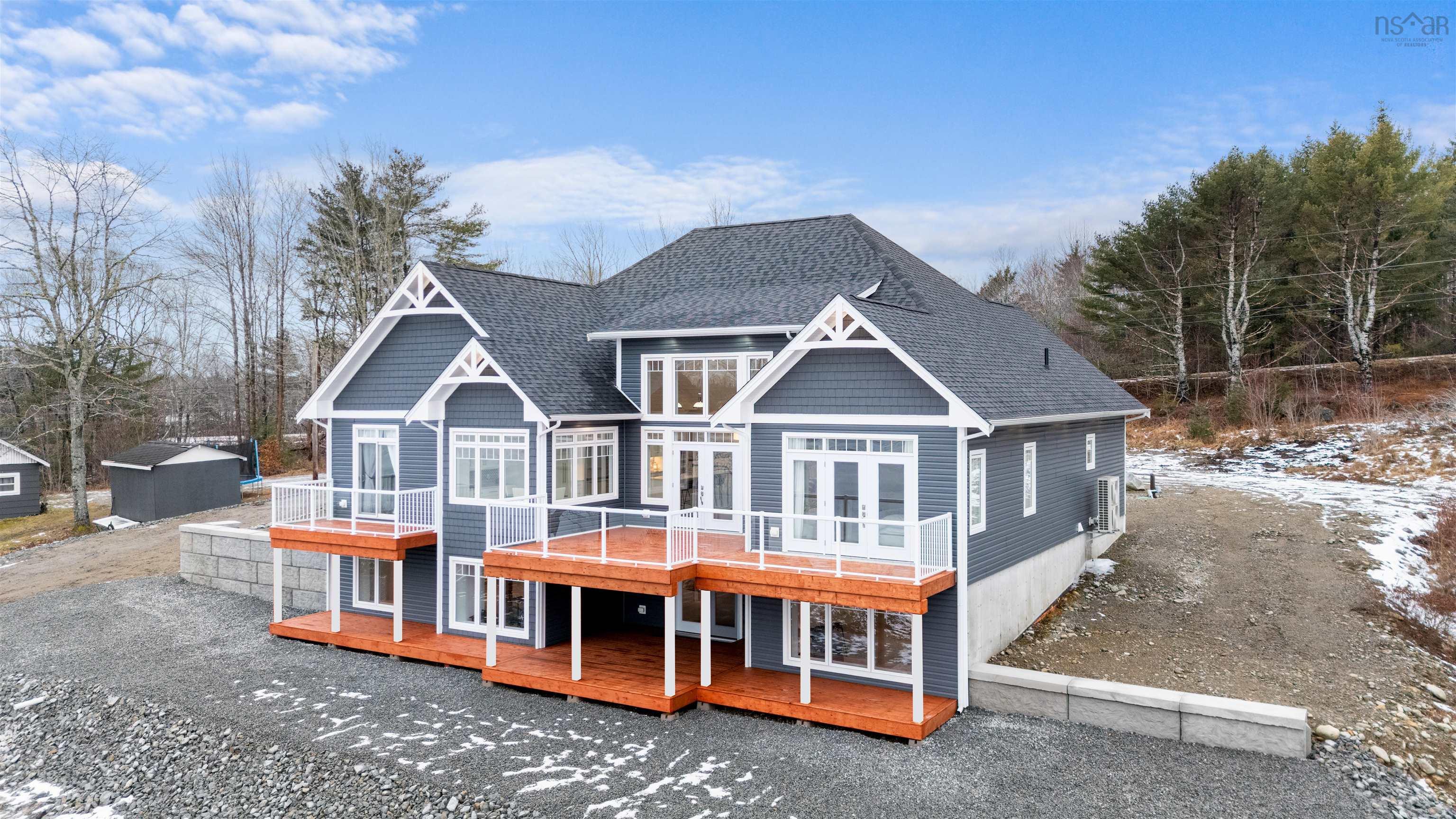 $1,680,000.00: 3224 203 Highway, Middle Ohio