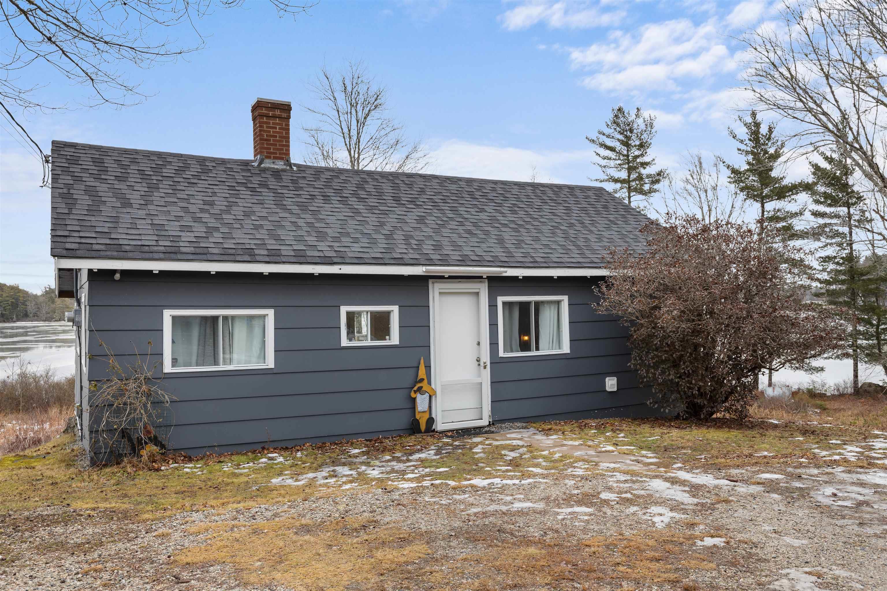 $1,680,000.00: 3224 203 Highway, Middle Ohio